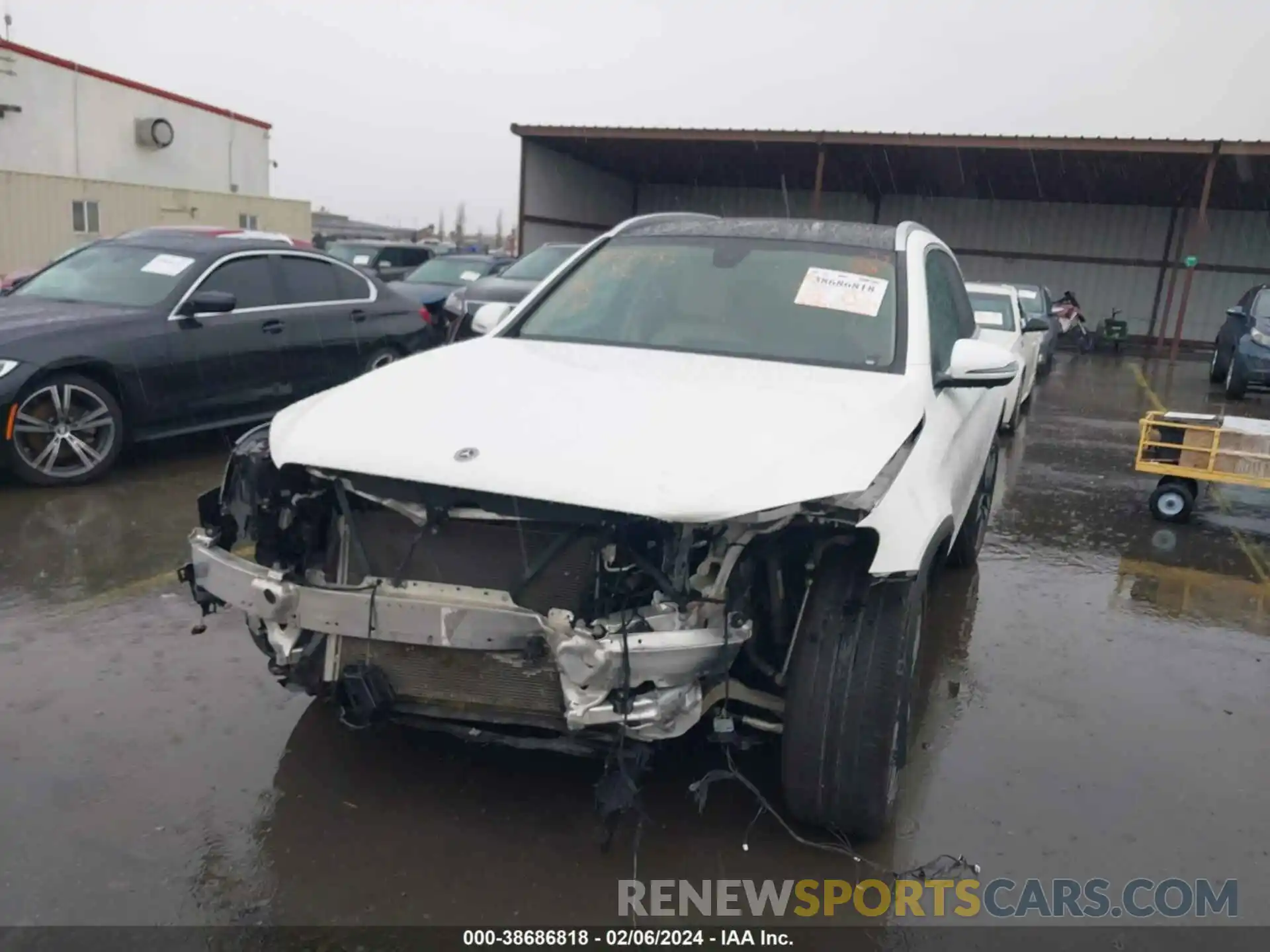 6 Photograph of a damaged car W1N0G8DB9MV267631 MERCEDES-BENZ GLC 300 2021