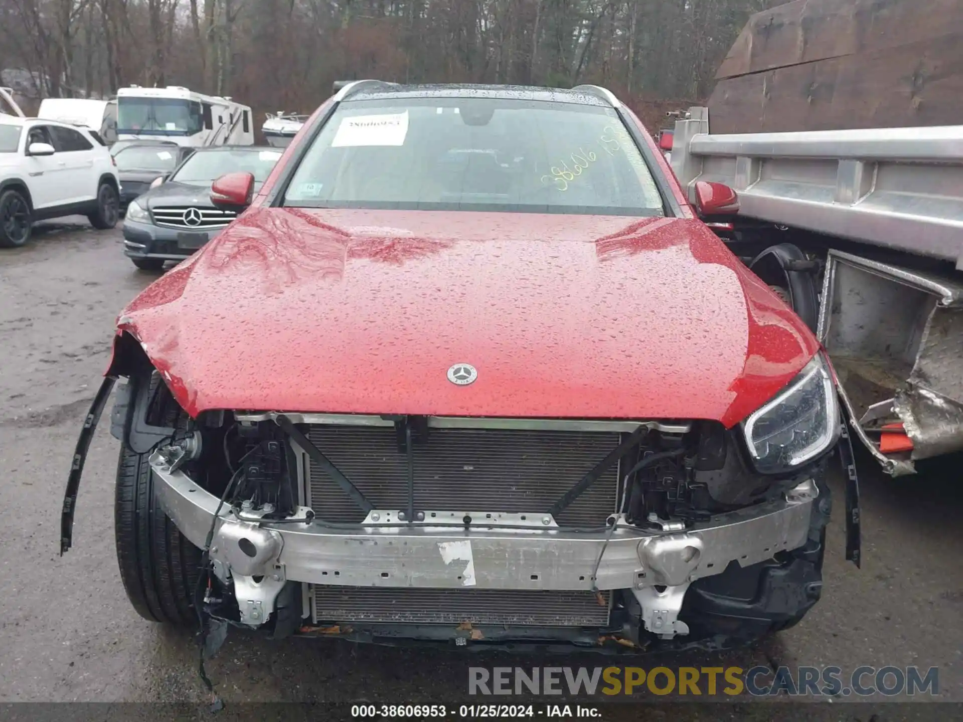 12 Photograph of a damaged car W1N0G8EB3MV320323 MERCEDES-BENZ GLC 300 2021