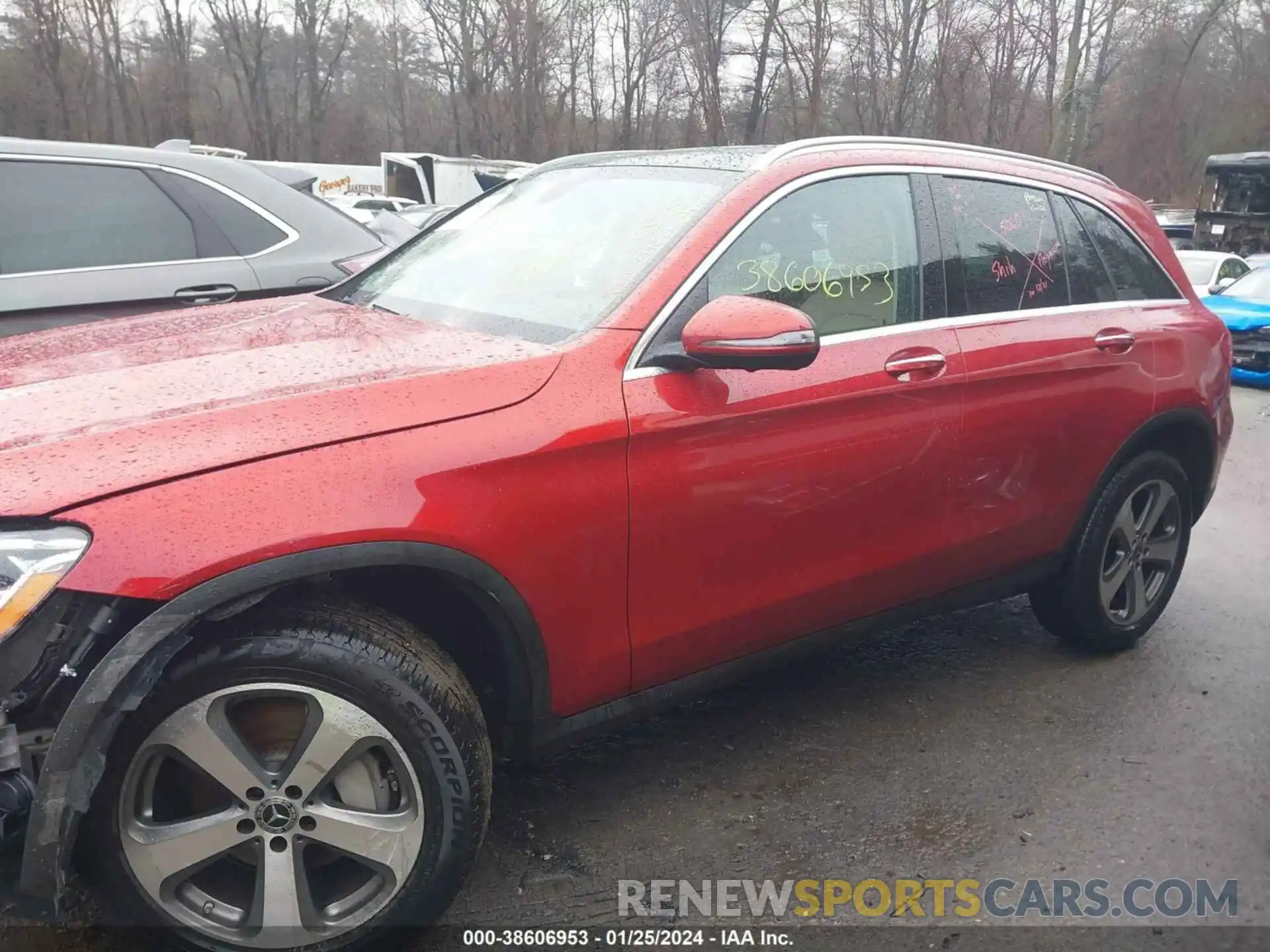 14 Photograph of a damaged car W1N0G8EB3MV320323 MERCEDES-BENZ GLC 300 2021