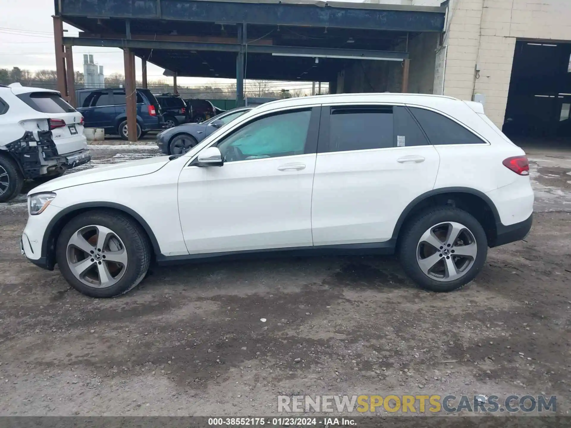 14 Photograph of a damaged car W1N0G8EB0NG114270 MERCEDES-BENZ GLC 300 2022