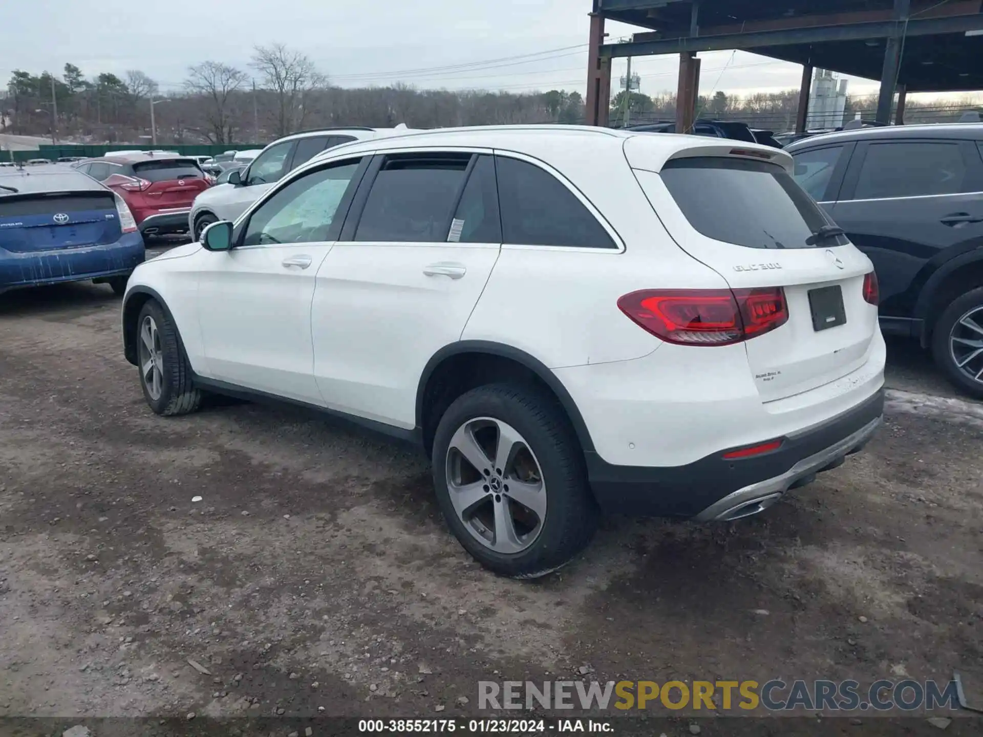 3 Photograph of a damaged car W1N0G8EB0NG114270 MERCEDES-BENZ GLC 300 2022