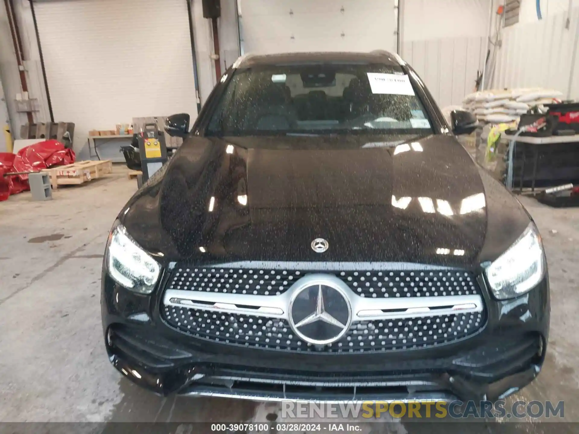 12 Photograph of a damaged car W1N0G8EB6NG096762 MERCEDES-BENZ GLC 300 2022