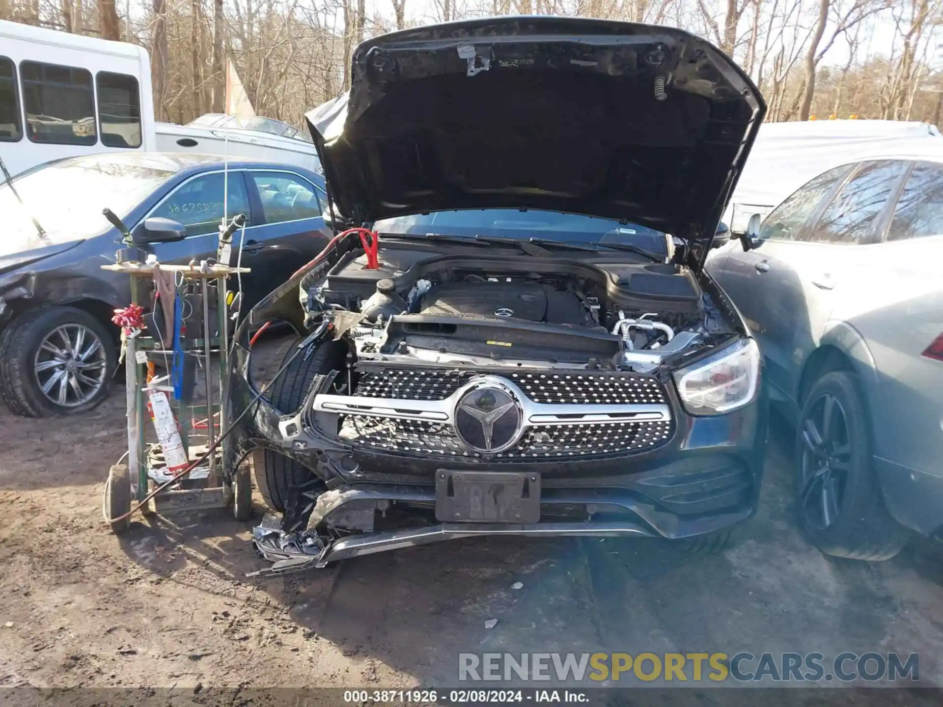 12 Photograph of a damaged car W1N0G8EB6NV330863 MERCEDES-BENZ GLC 300 2022