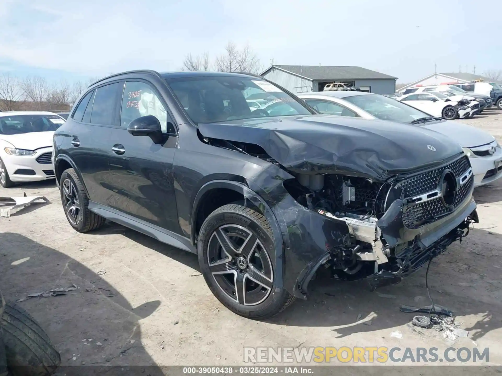 1 Photograph of a damaged car W1NKM4HB5RF115898 MERCEDES-BENZ GLC 300 2024