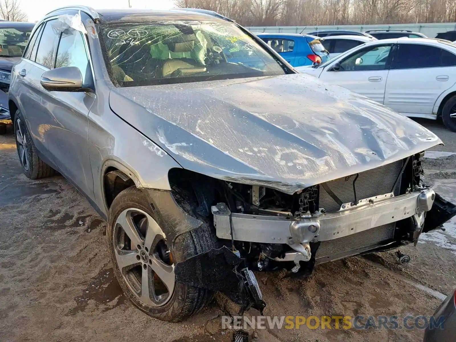 1 Photograph of a damaged car WDC0G4KB0KV135450 MERCEDES-BENZ GLC 300 4M 2019