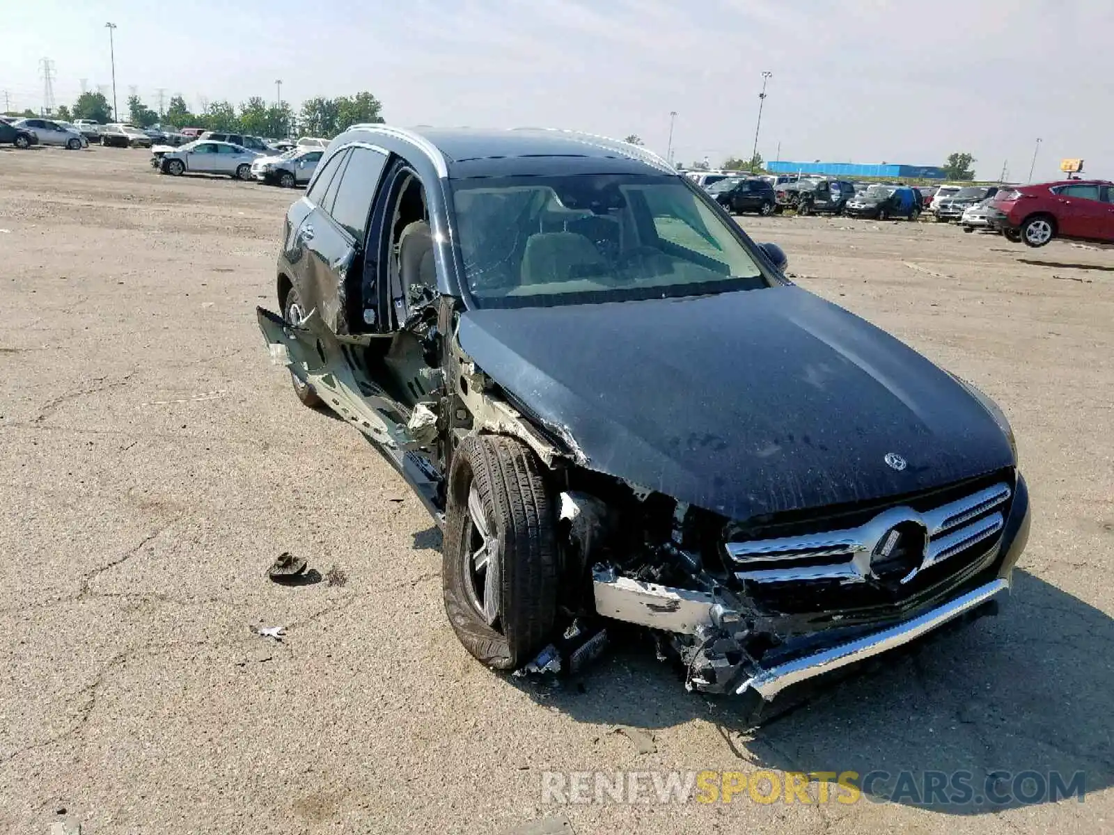 1 Photograph of a damaged car WDC0G4KB1KV149938 MERCEDES-BENZ GLC 300 4M 2019