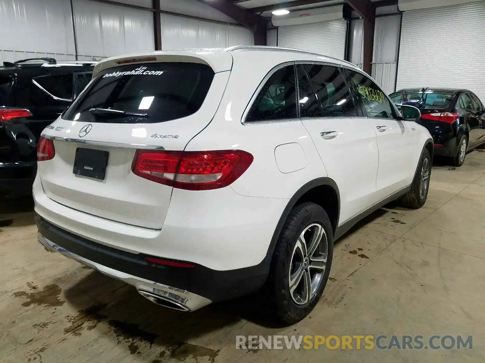 4 Photograph of a damaged car WDC0G4KB4KV166233 MERCEDES-BENZ GLC 300 4M 2019