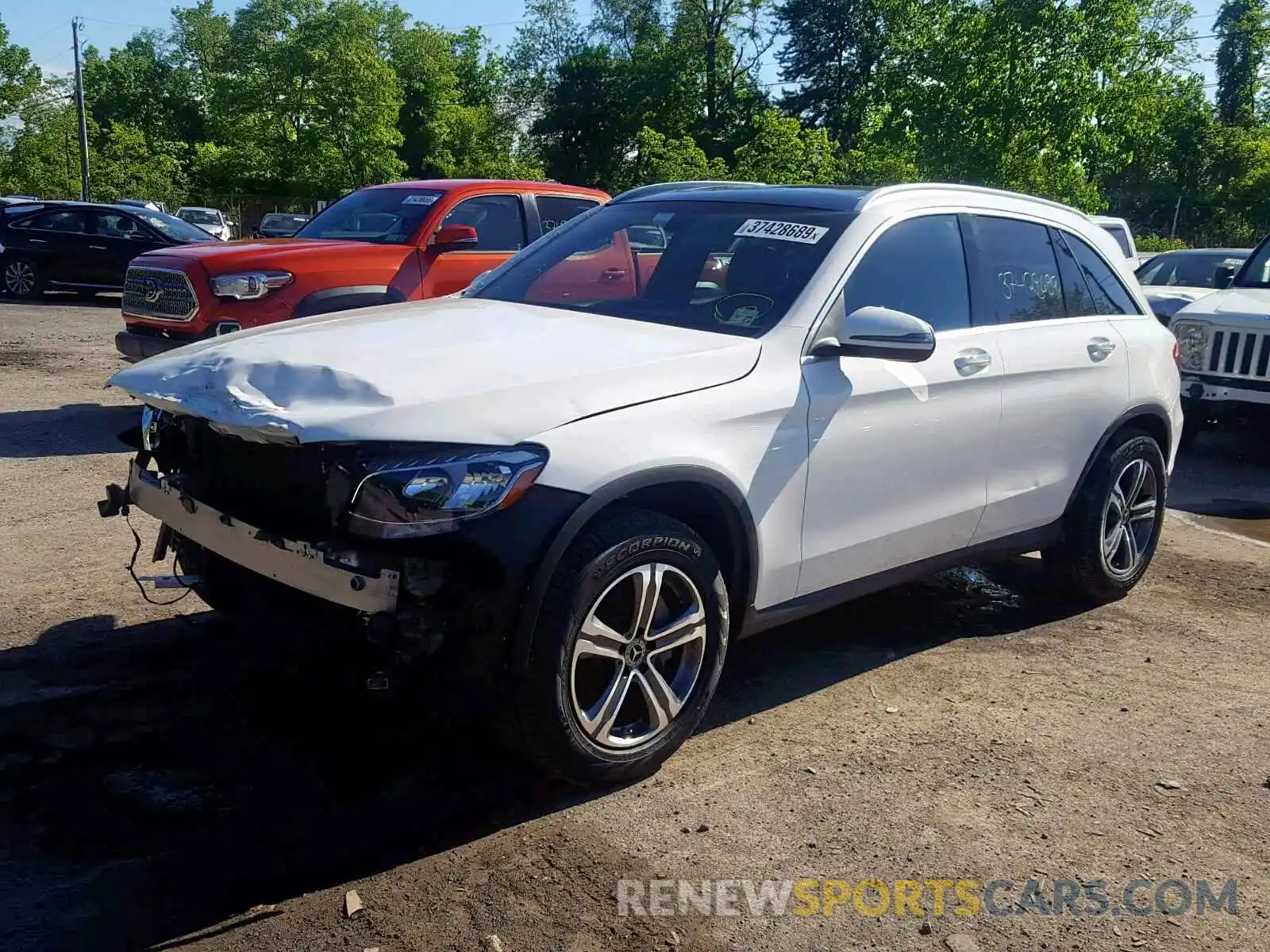 2 Photograph of a damaged car WDC0G4KB5KF506287 MERCEDES-BENZ GLC 300 4M 2019