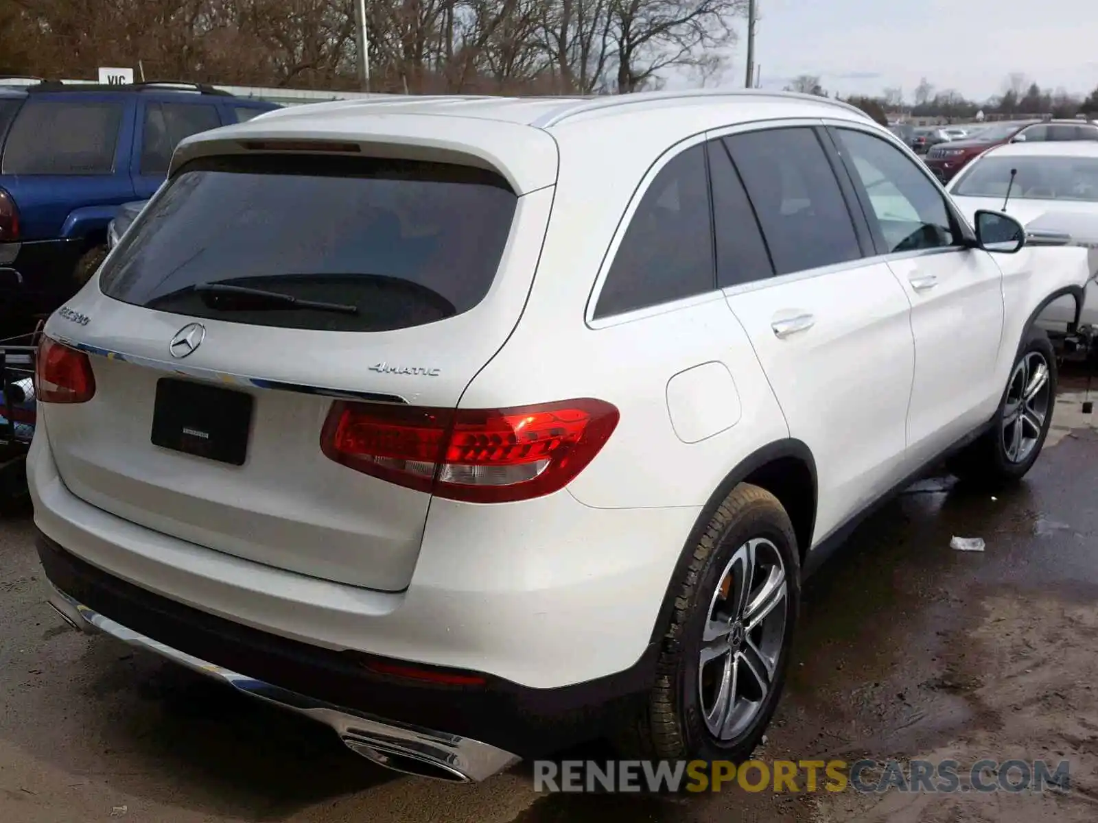 4 Photograph of a damaged car WDC0G4KB5KV121463 MERCEDES-BENZ GLC 300 4M 2019