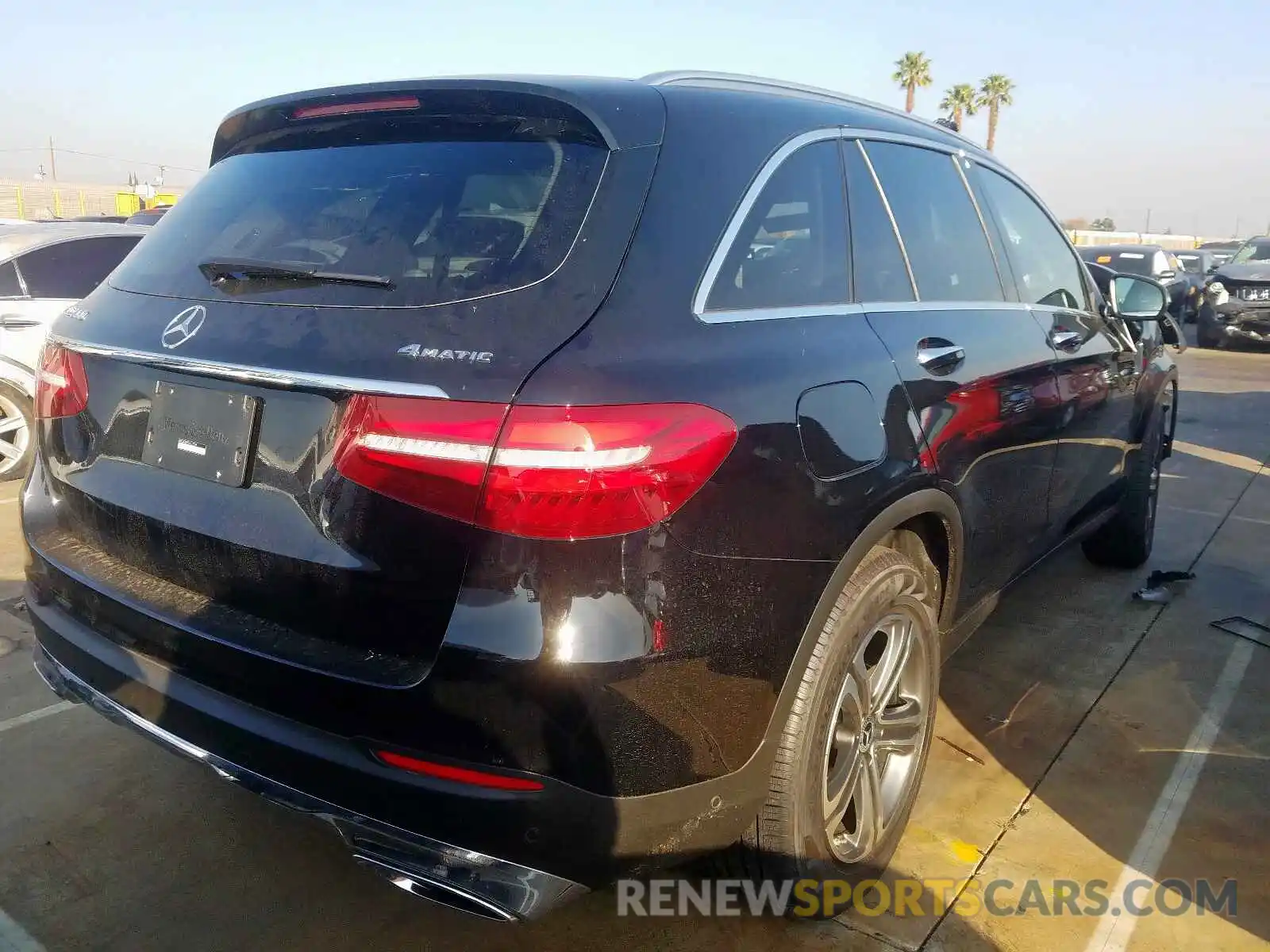 4 Photograph of a damaged car WDC0G4KB5KV172395 MERCEDES-BENZ GLC 300 4M 2019