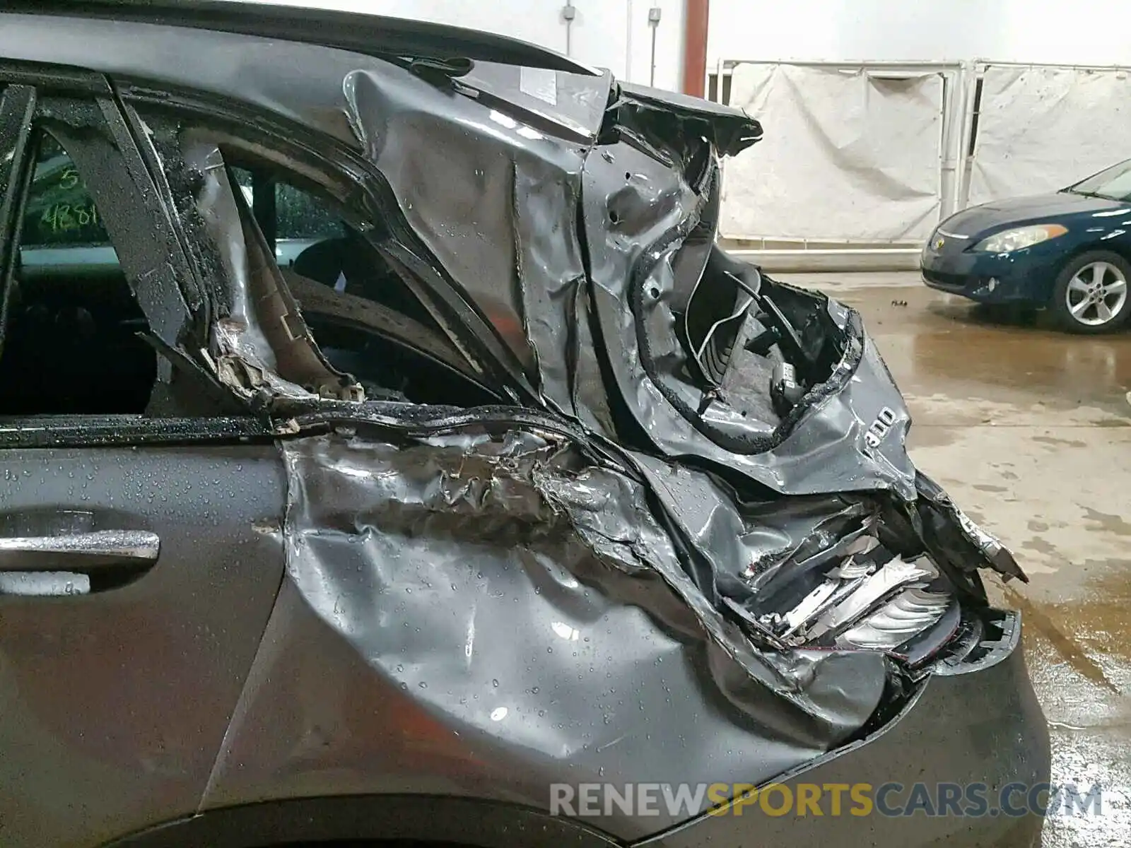 9 Photograph of a damaged car WDC0G4KB5KV174826 MERCEDES-BENZ GLC 300 4M 2019