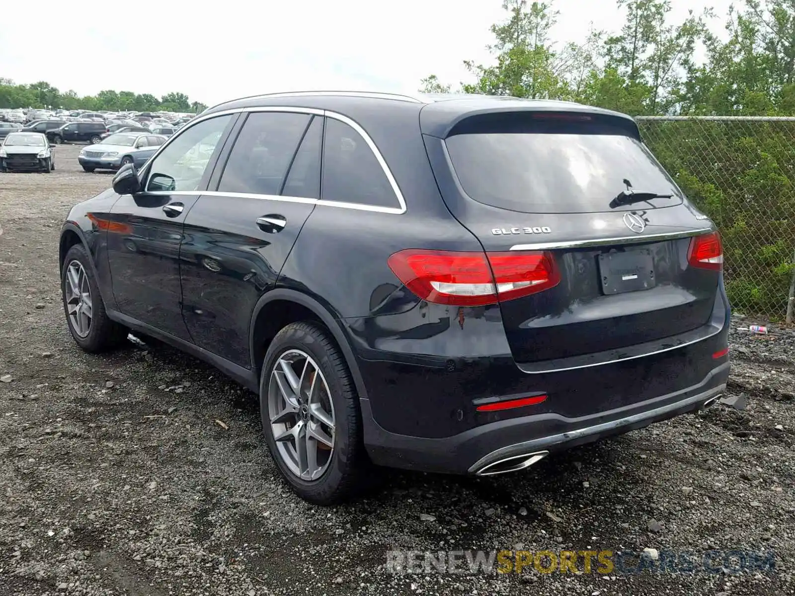 3 Photograph of a damaged car WDC0G4KB6KV148168 MERCEDES-BENZ GLC 300 4M 2019