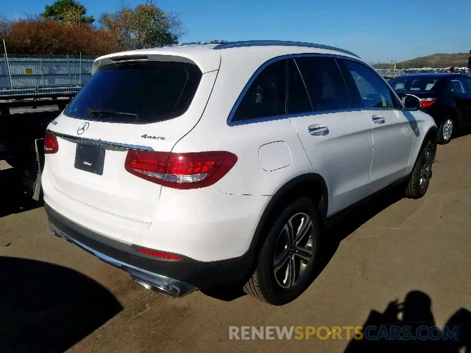 4 Photograph of a damaged car WDC0G4KB6KV155623 MERCEDES-BENZ GLC 300 4M 2019