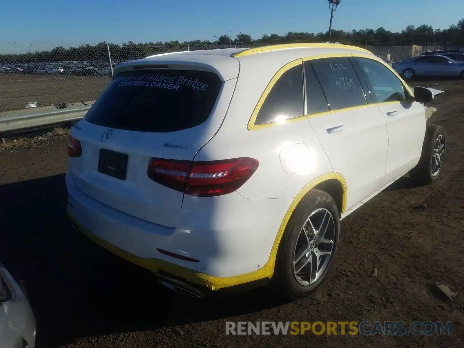 4 Photograph of a damaged car WDC0G4KB8KV174769 MERCEDES-BENZ GLC 300 4M 2019