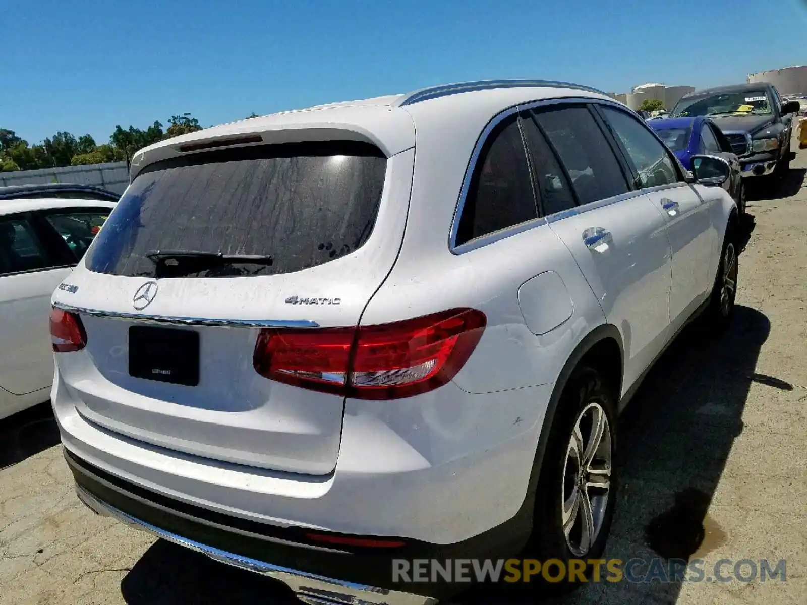 4 Photograph of a damaged car WDC0G4KBXK1004095 MERCEDES-BENZ GLC 300 4M 2019