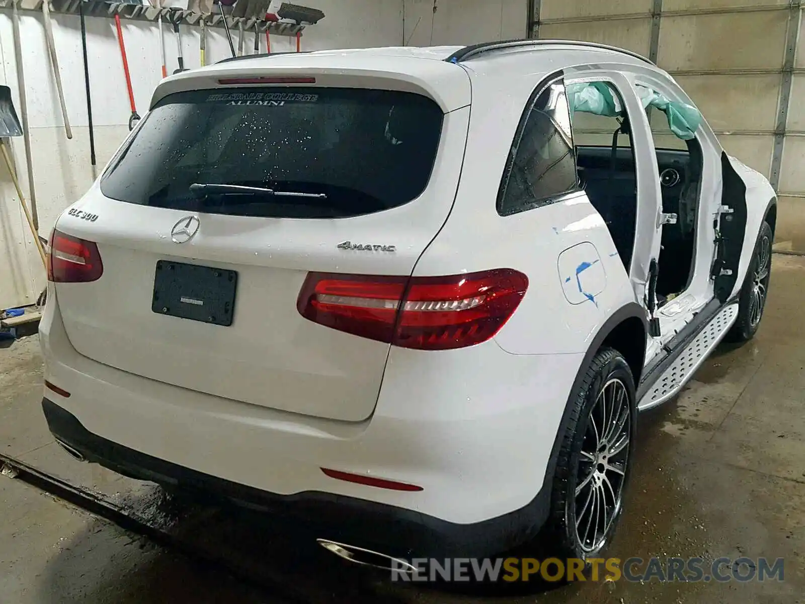 4 Photograph of a damaged car WDC0G4KBXKV148190 MERCEDES-BENZ GLC 300 4M 2019