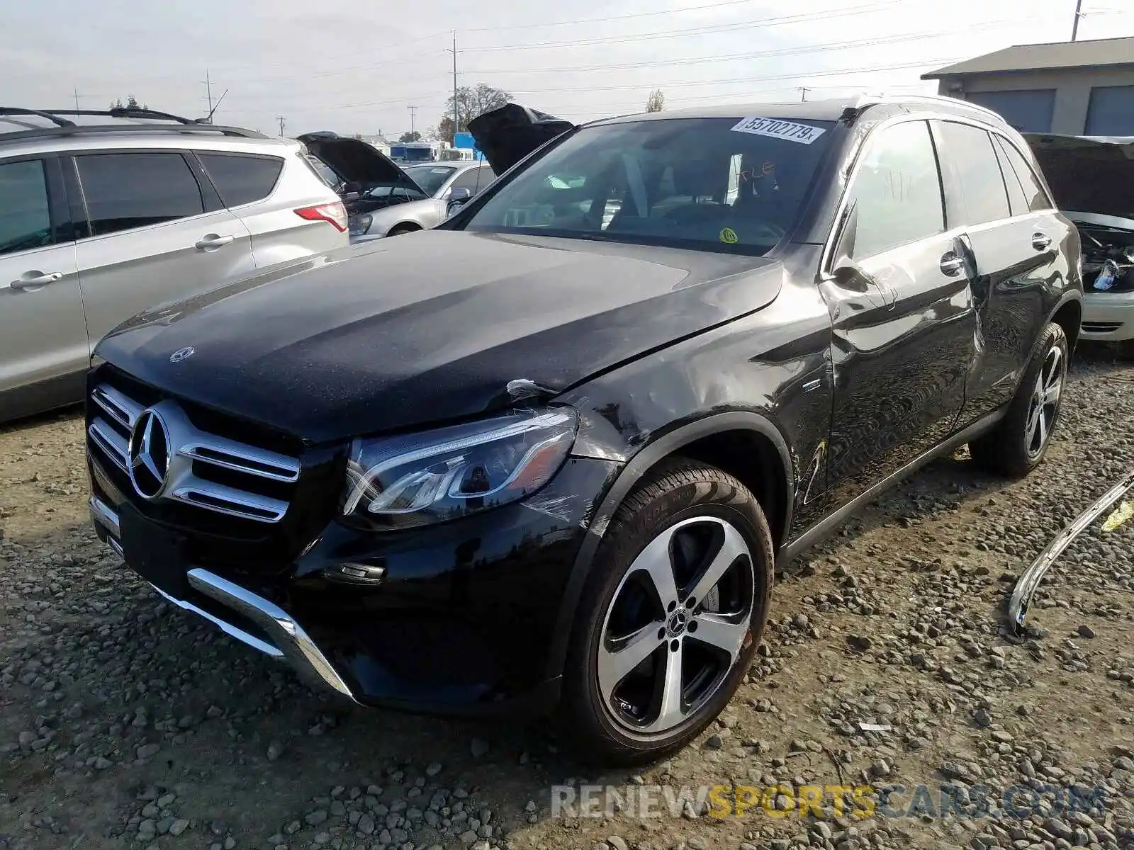 2 Photograph of a damaged car WDC0G5EB3KF556235 MERCEDES-BENZ GLC 350E 2019