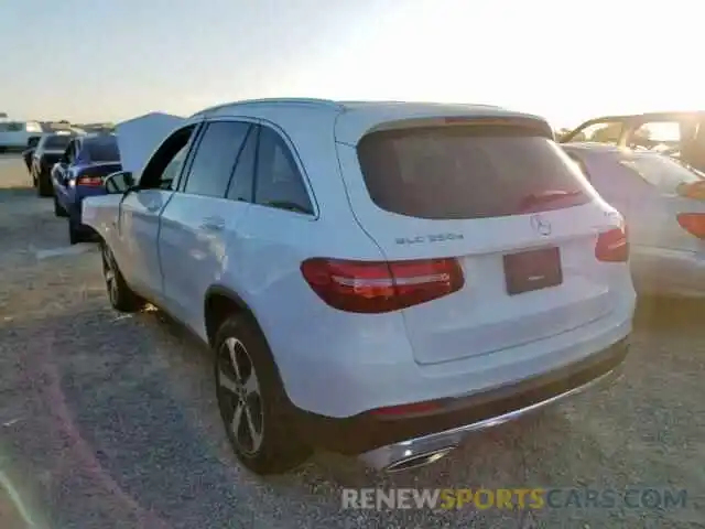 3 Photograph of a damaged car WDC0G5EB3KF560155 MERCEDES-BENZ GLC 350E 2019