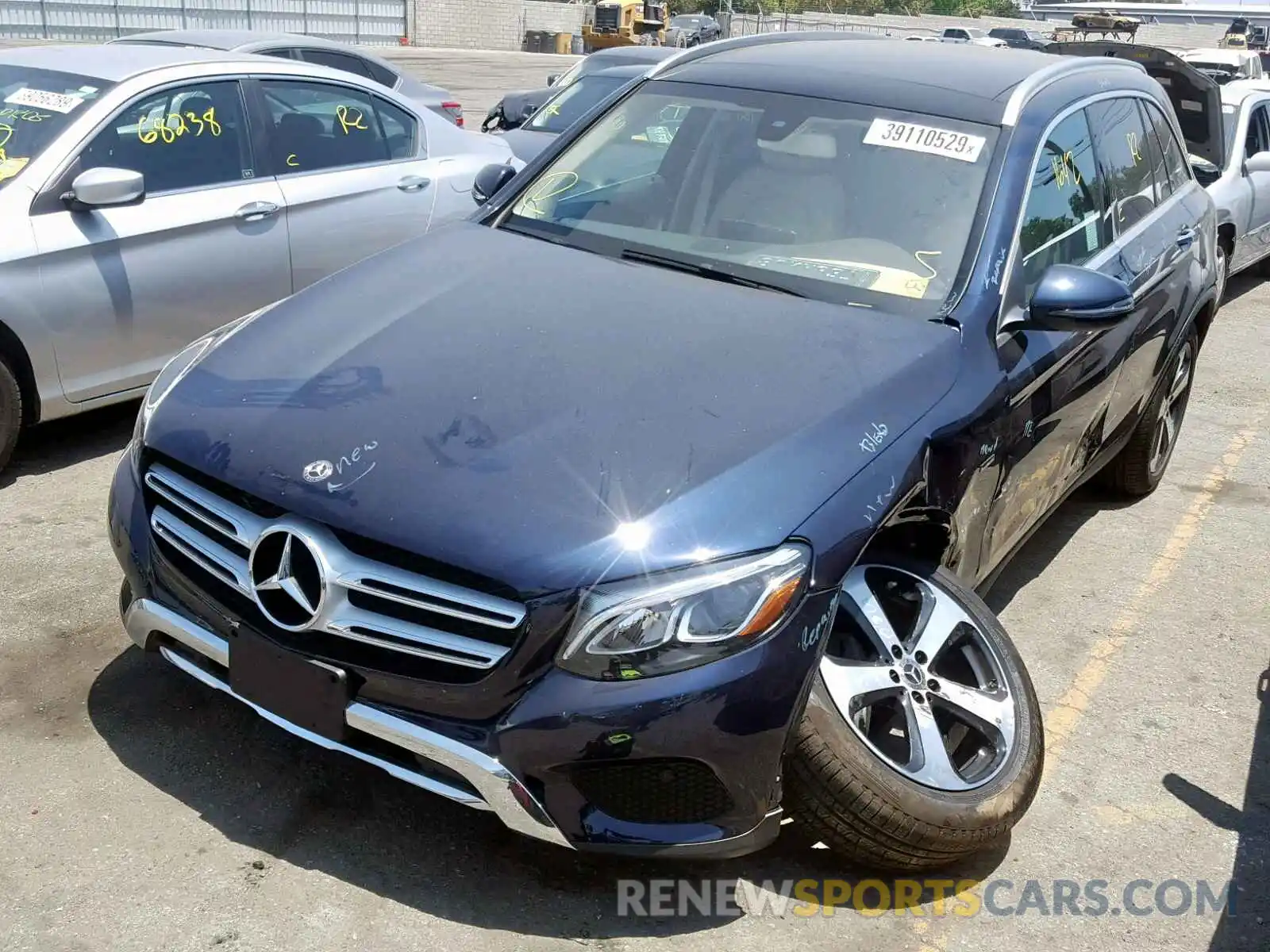 2 Photograph of a damaged car WDC0G5EB8KF573385 MERCEDES-BENZ GLC 350E 2019