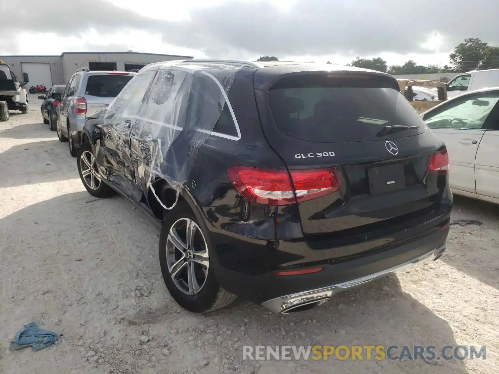 3 Photograph of a damaged car WDC0G4JB0KF485513 MERCEDES-BENZ GLC-CLASS 2019