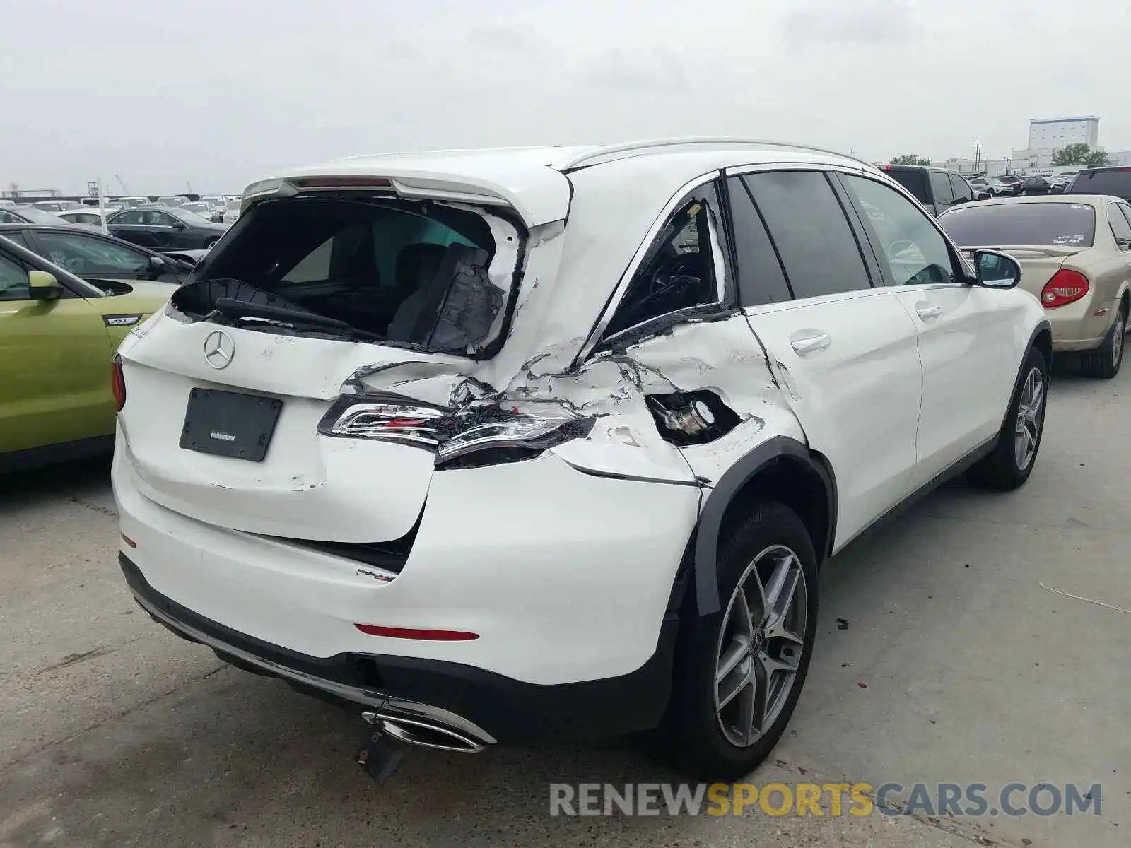 4 Photograph of a damaged car WDC0G4JB0KF600725 MERCEDES-BENZ GLC-CLASS 2019