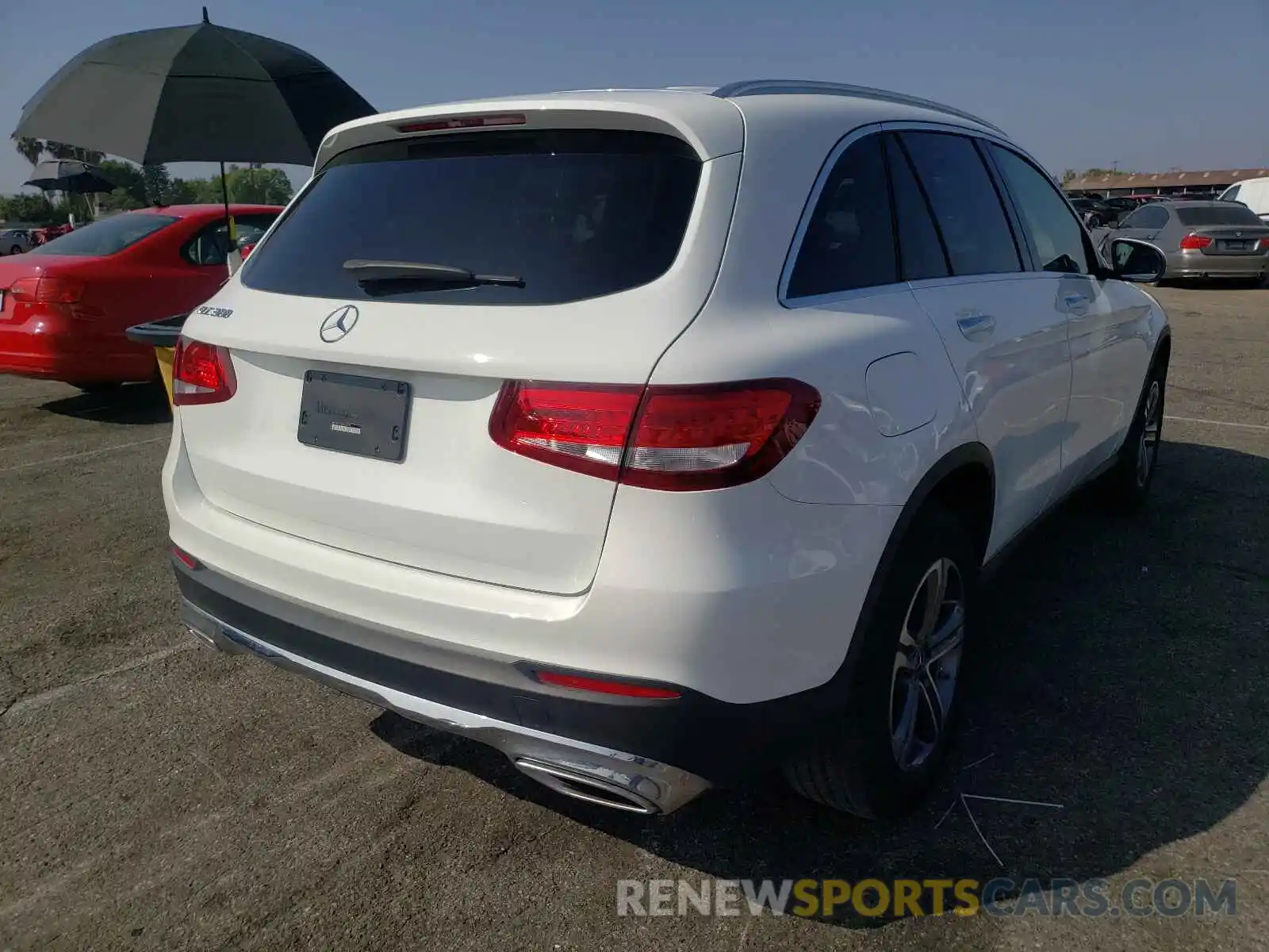 4 Photograph of a damaged car WDC0G4JB0KF624720 MERCEDES-BENZ GLC-CLASS 2019