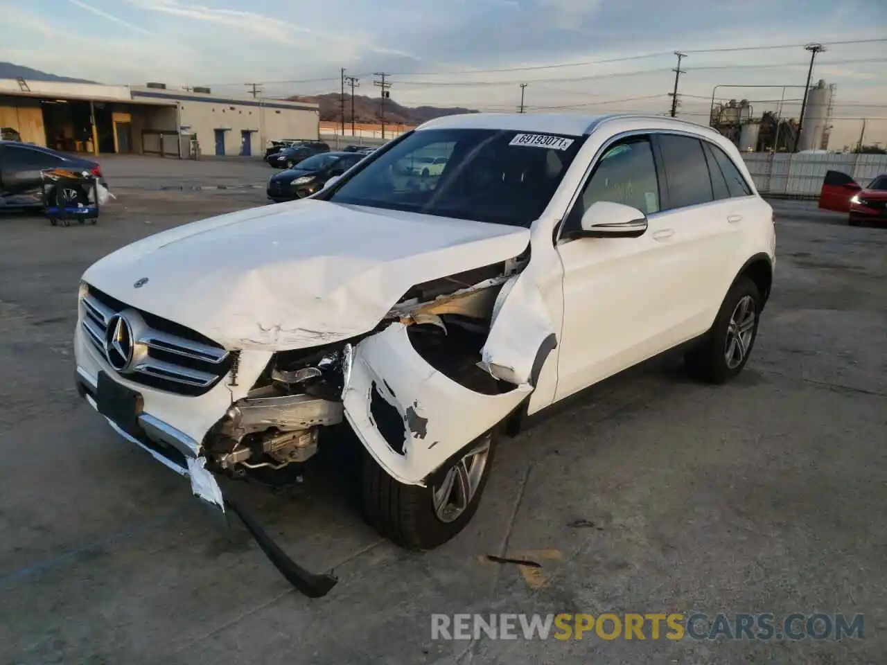 2 Photograph of a damaged car WDC0G4JB0KV144716 MERCEDES-BENZ GLC-CLASS 2019