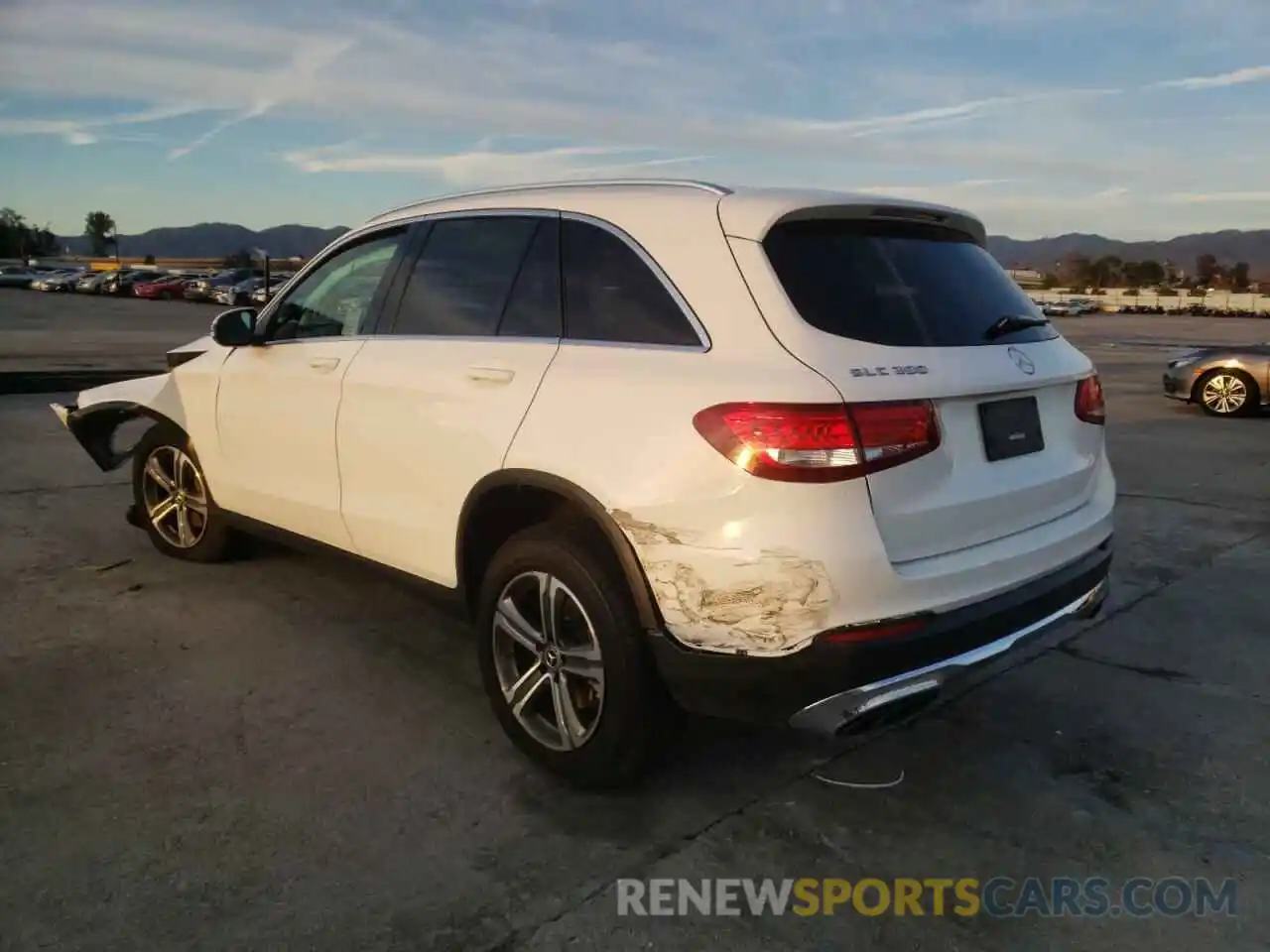 3 Photograph of a damaged car WDC0G4JB0KV144716 MERCEDES-BENZ GLC-CLASS 2019