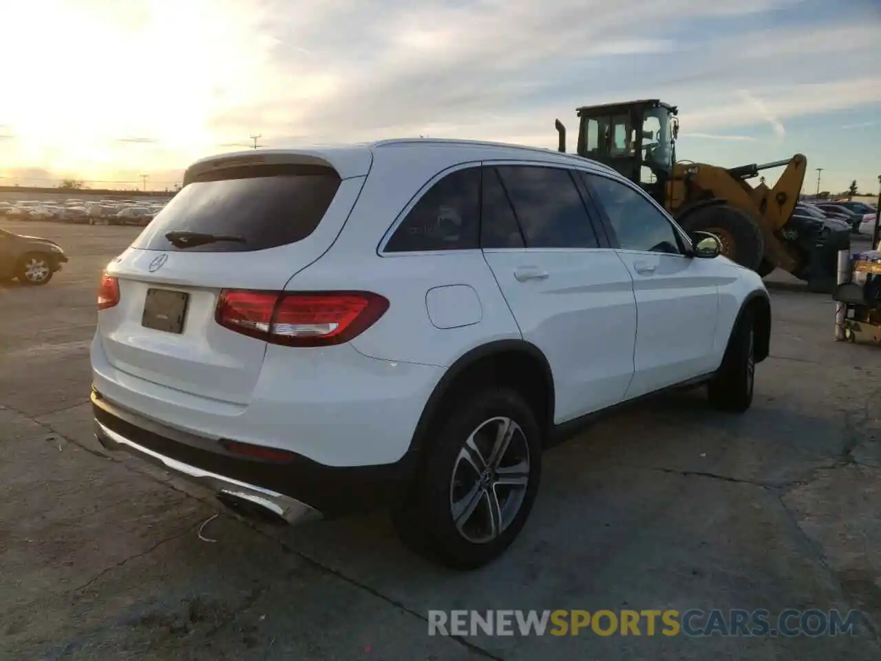 4 Photograph of a damaged car WDC0G4JB0KV144716 MERCEDES-BENZ GLC-CLASS 2019