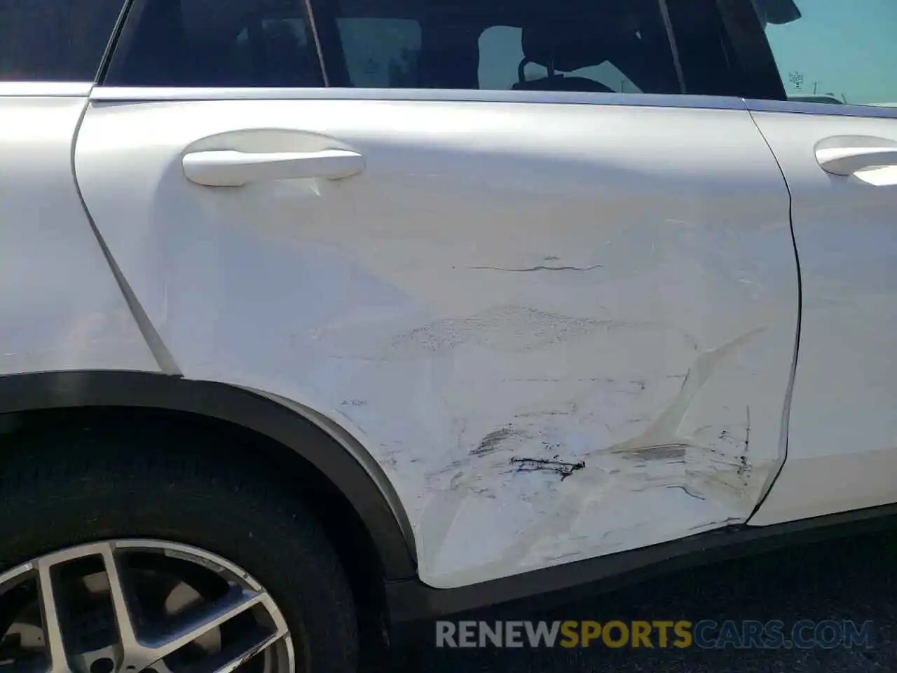 9 Photograph of a damaged car WDC0G4JB0KV147552 MERCEDES-BENZ GLC-CLASS 2019