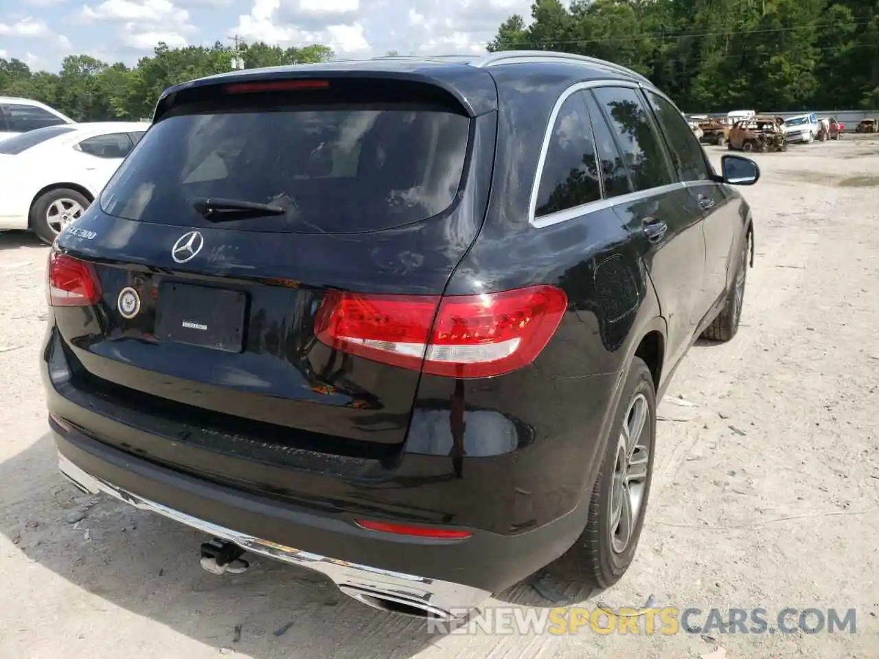 4 Photograph of a damaged car WDC0G4JB0KV168644 MERCEDES-BENZ GLC-CLASS 2019