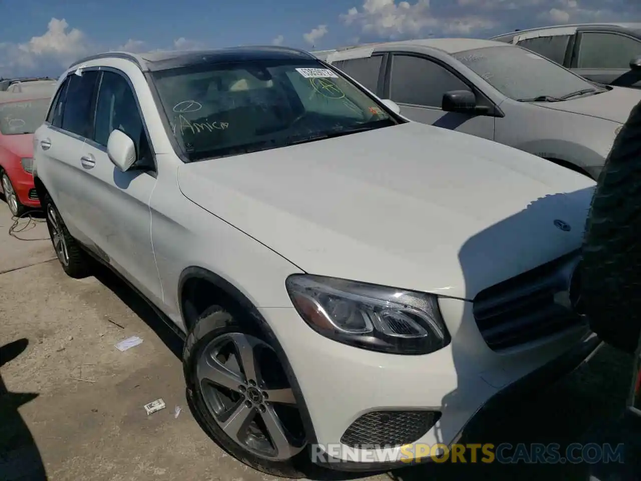 1 Photograph of a damaged car WDC0G4JB1KF569727 MERCEDES-BENZ GLC-CLASS 2019