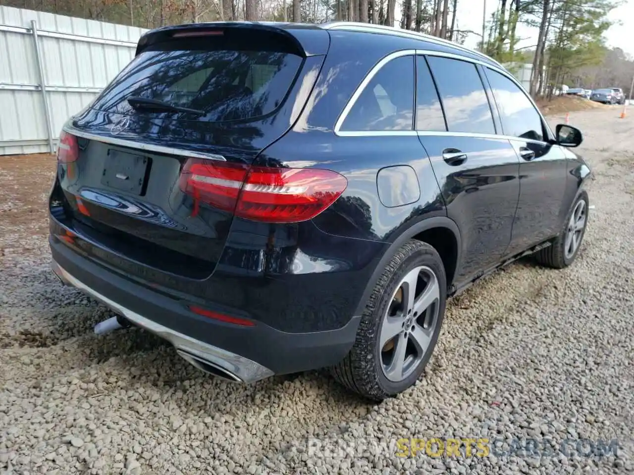 4 Photograph of a damaged car WDC0G4JB1KV118237 MERCEDES-BENZ GLC-CLASS 2019