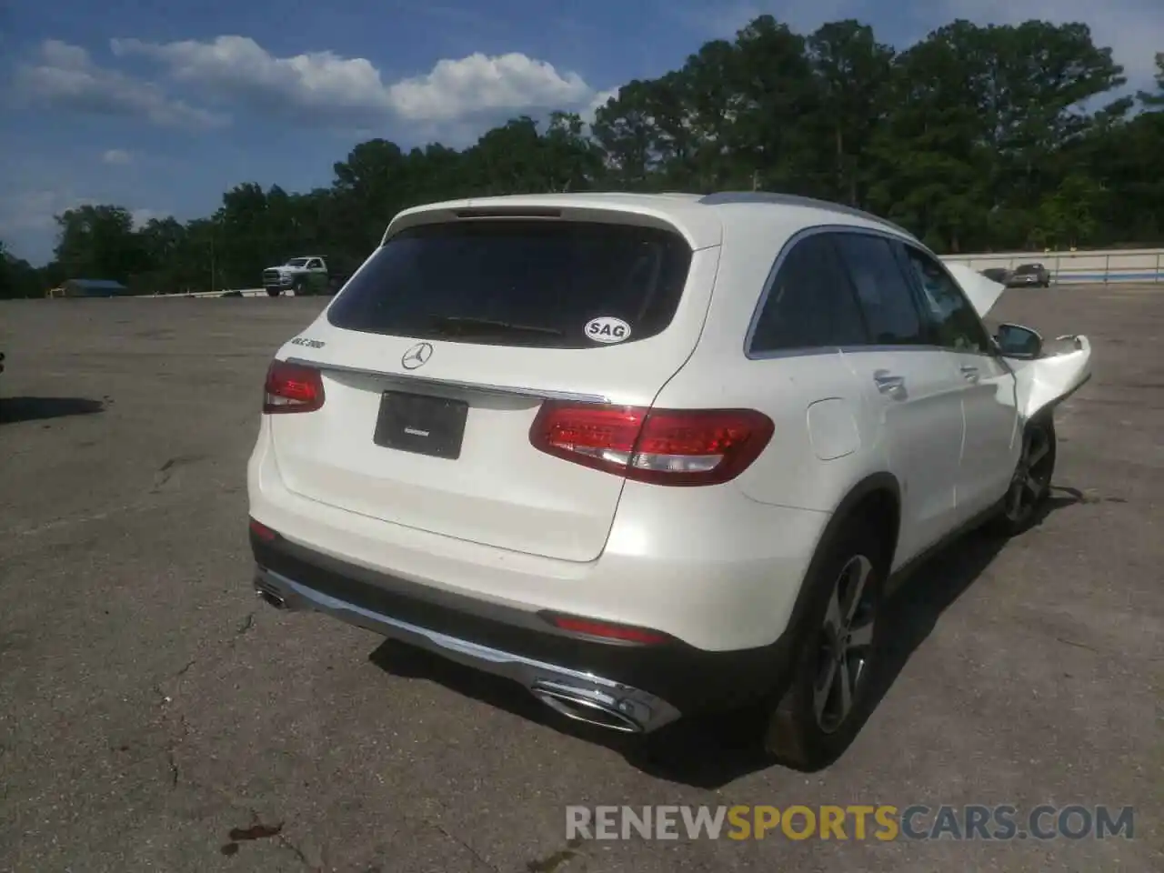 4 Photograph of a damaged car WDC0G4JB1KV120506 MERCEDES-BENZ GLC-CLASS 2019