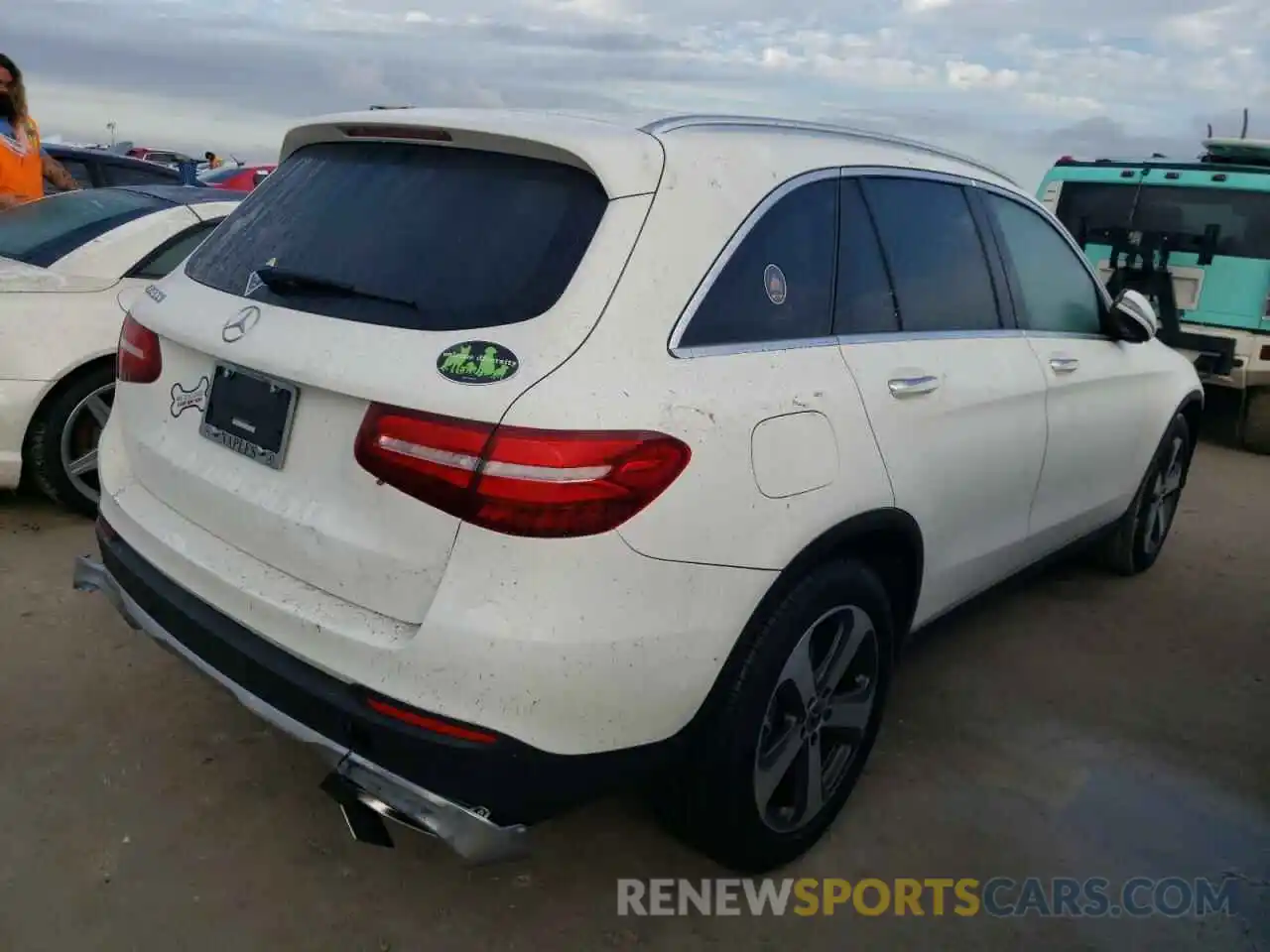 4 Photograph of a damaged car WDC0G4JB1KV139413 MERCEDES-BENZ GLC-CLASS 2019