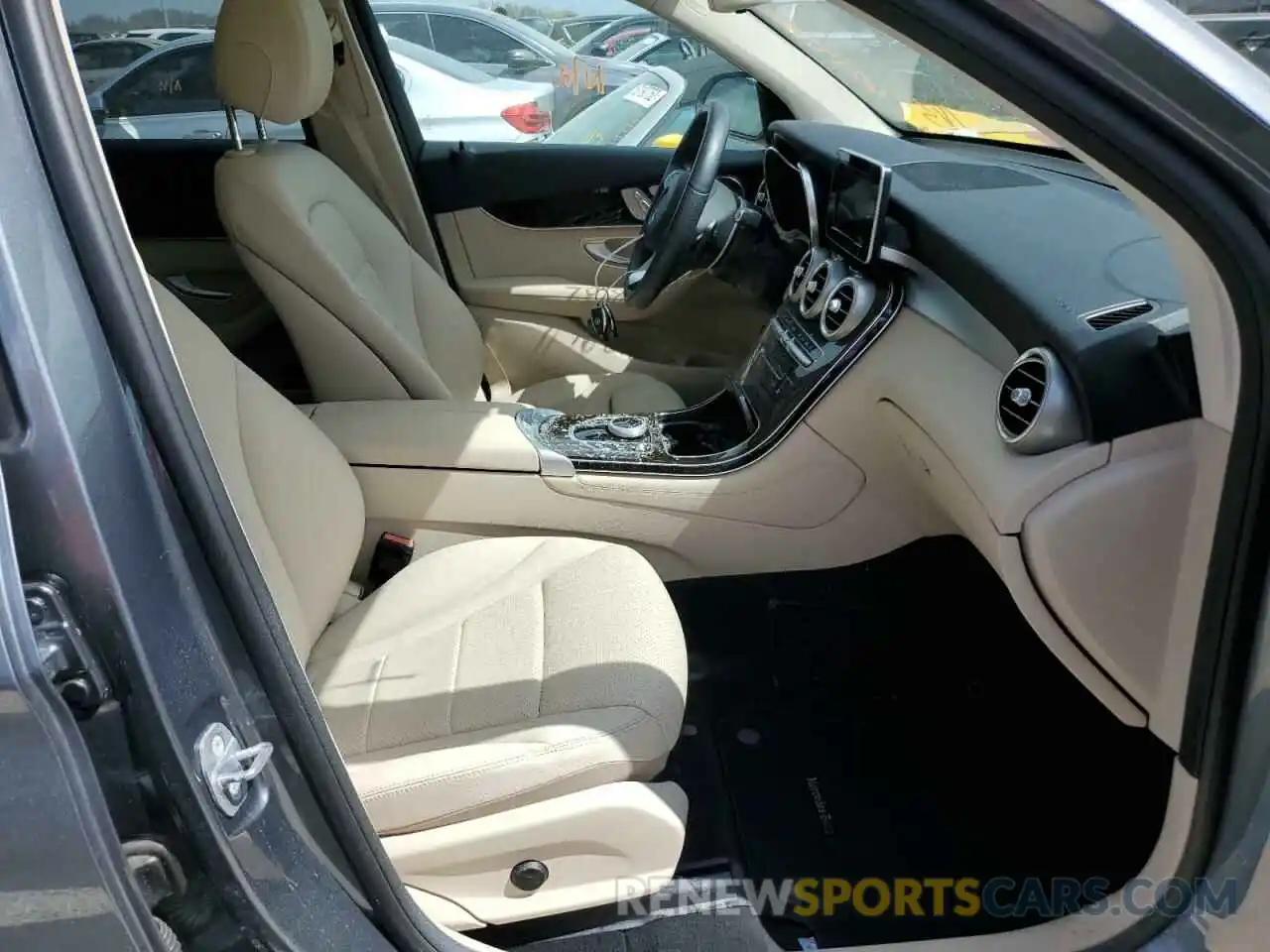 5 Photograph of a damaged car WDC0G4JB2KV120840 MERCEDES-BENZ GLC-CLASS 2019