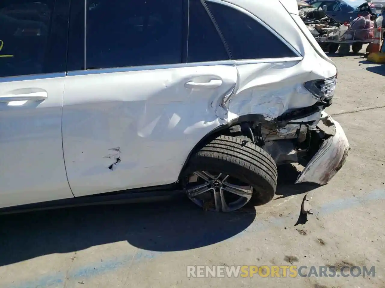 9 Photograph of a damaged car WDC0G4JB2KV124791 MERCEDES-BENZ GLC-CLASS 2019