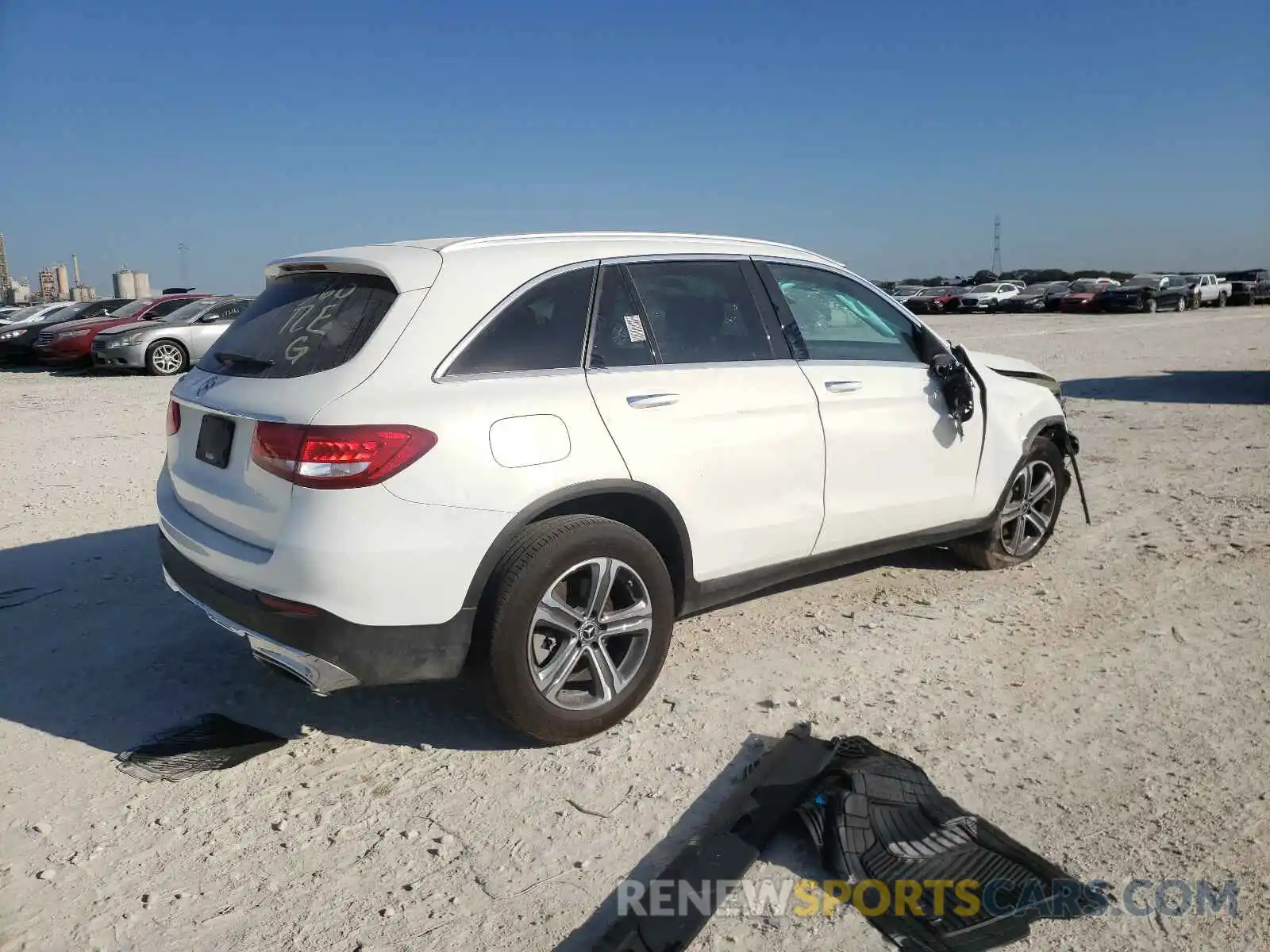 4 Photograph of a damaged car WDC0G4JB3K1004991 MERCEDES-BENZ GLC-CLASS 2019