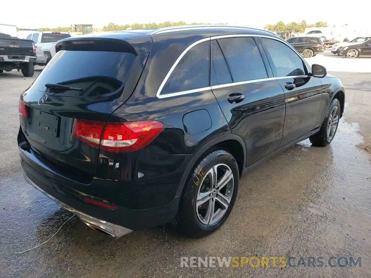 4 Photograph of a damaged car WDC0G4JB3KF480872 MERCEDES-BENZ GLC-CLASS 2019