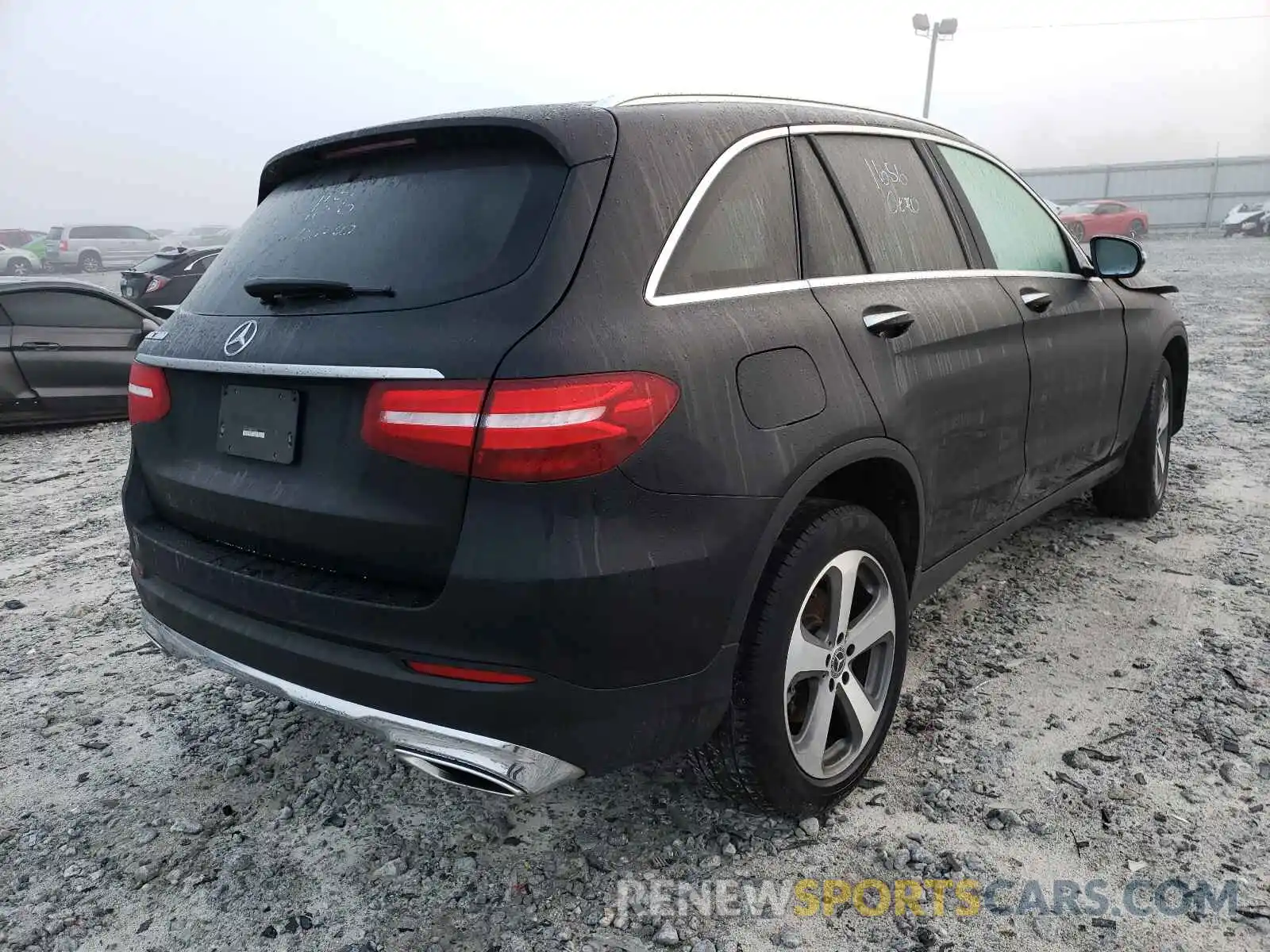 4 Photograph of a damaged car WDC0G4JB4KF572556 MERCEDES-BENZ GLC-CLASS 2019