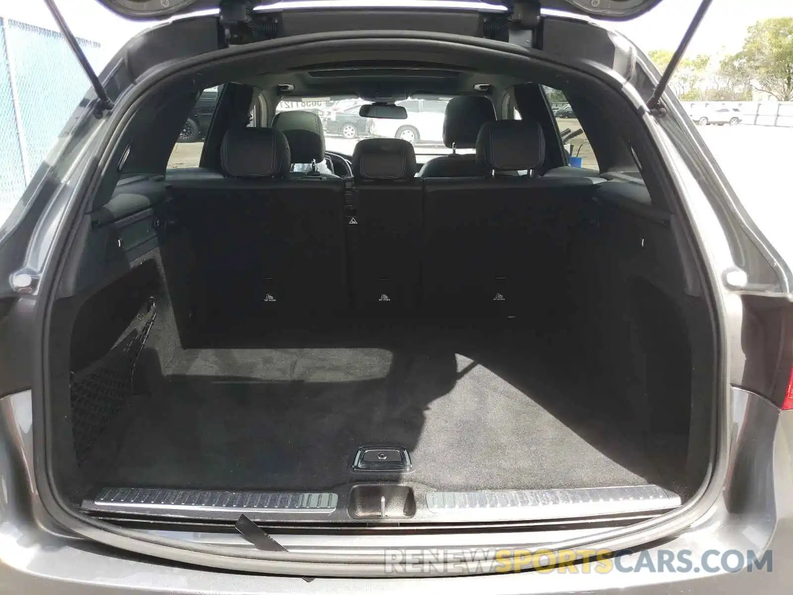 9 Photograph of a damaged car WDC0G4JB4KF605801 MERCEDES-BENZ GLC-CLASS 2019