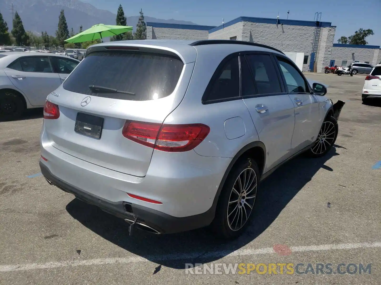 4 Photograph of a damaged car WDC0G4JB4KV123920 MERCEDES-BENZ GLC-CLASS 2019