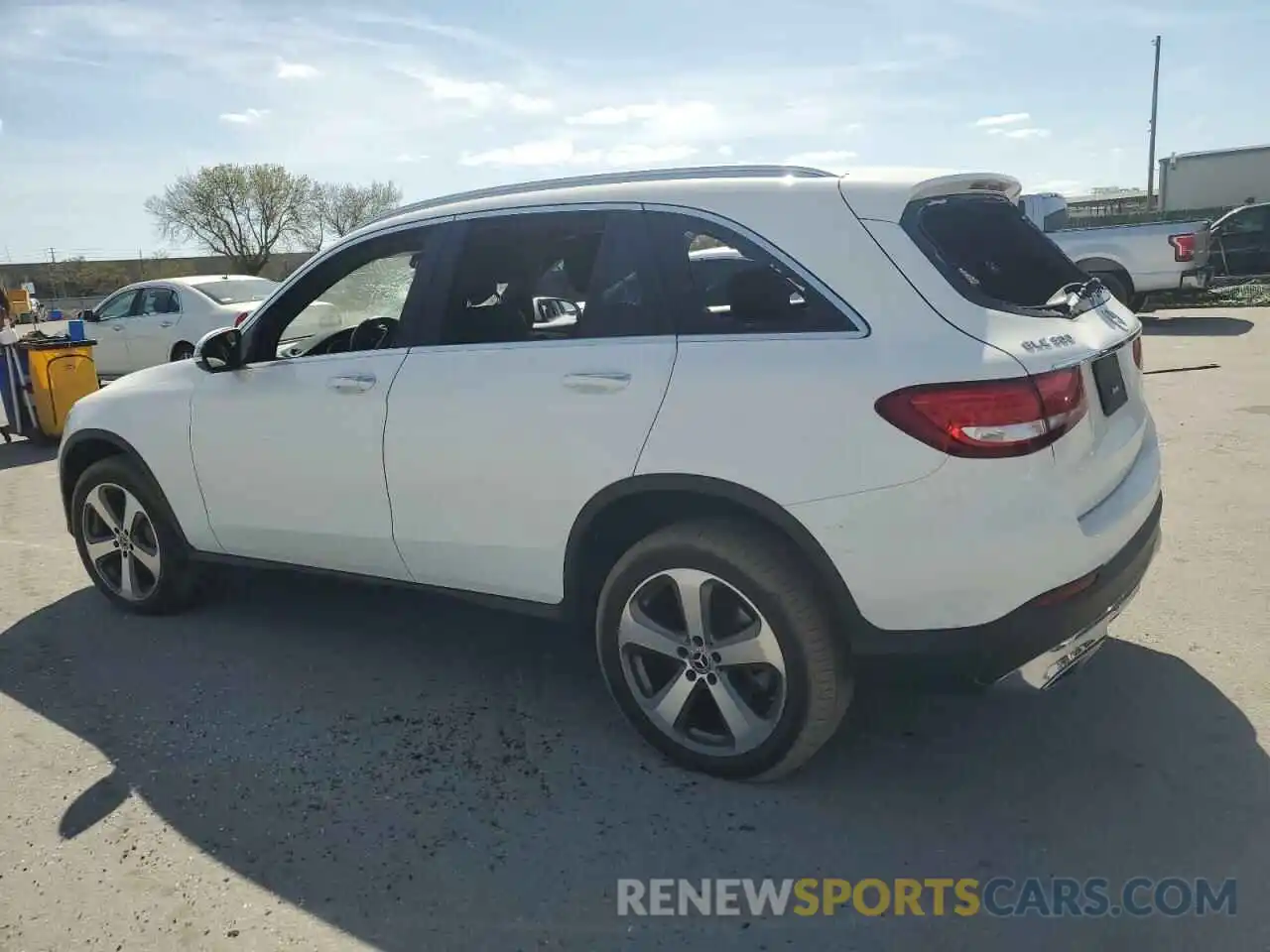 2 Photograph of a damaged car WDC0G4JB4KV127918 MERCEDES-BENZ GLC-CLASS 2019