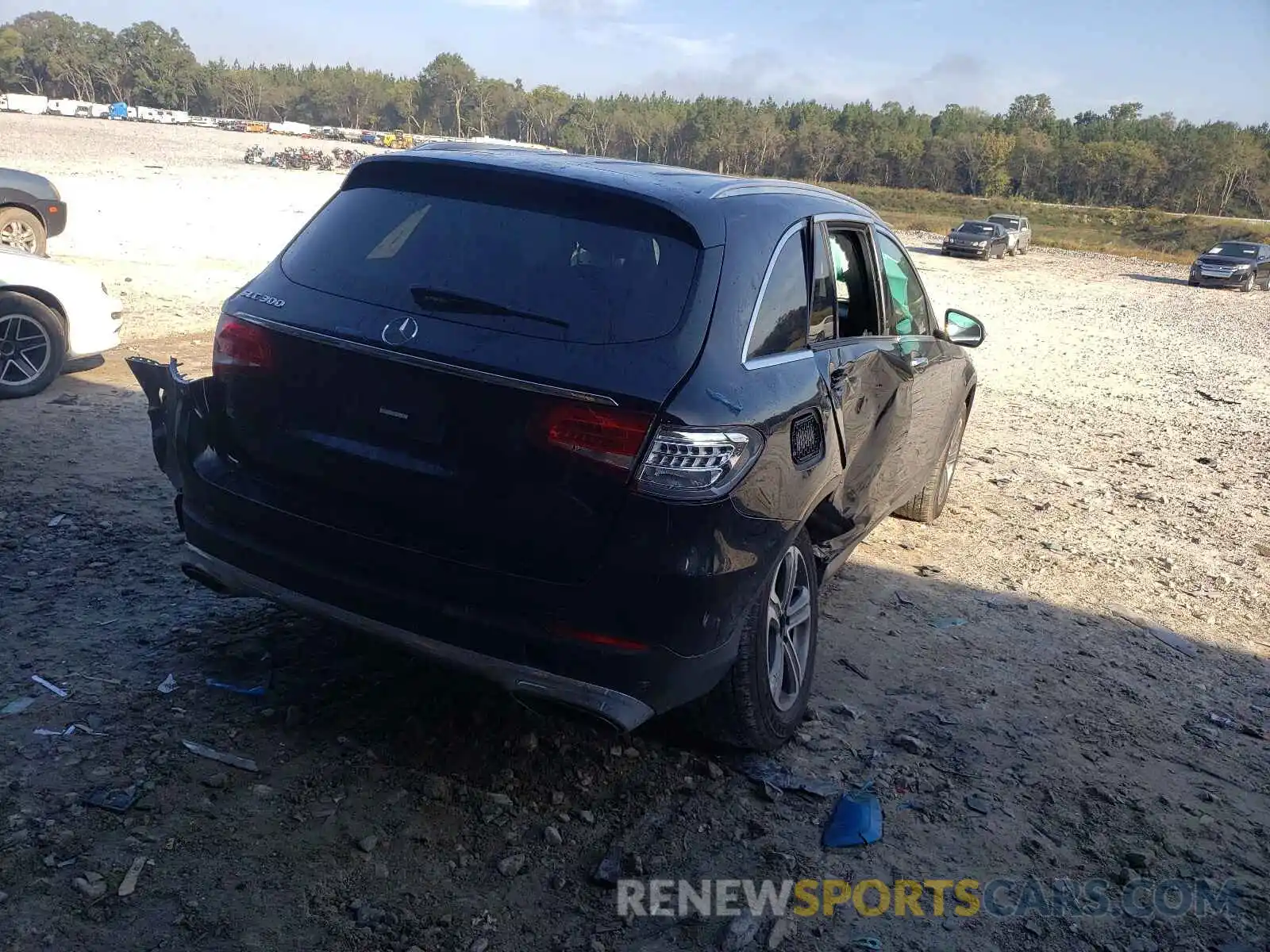 4 Photograph of a damaged car WDC0G4JB4KV134285 MERCEDES-BENZ GLC-CLASS 2019