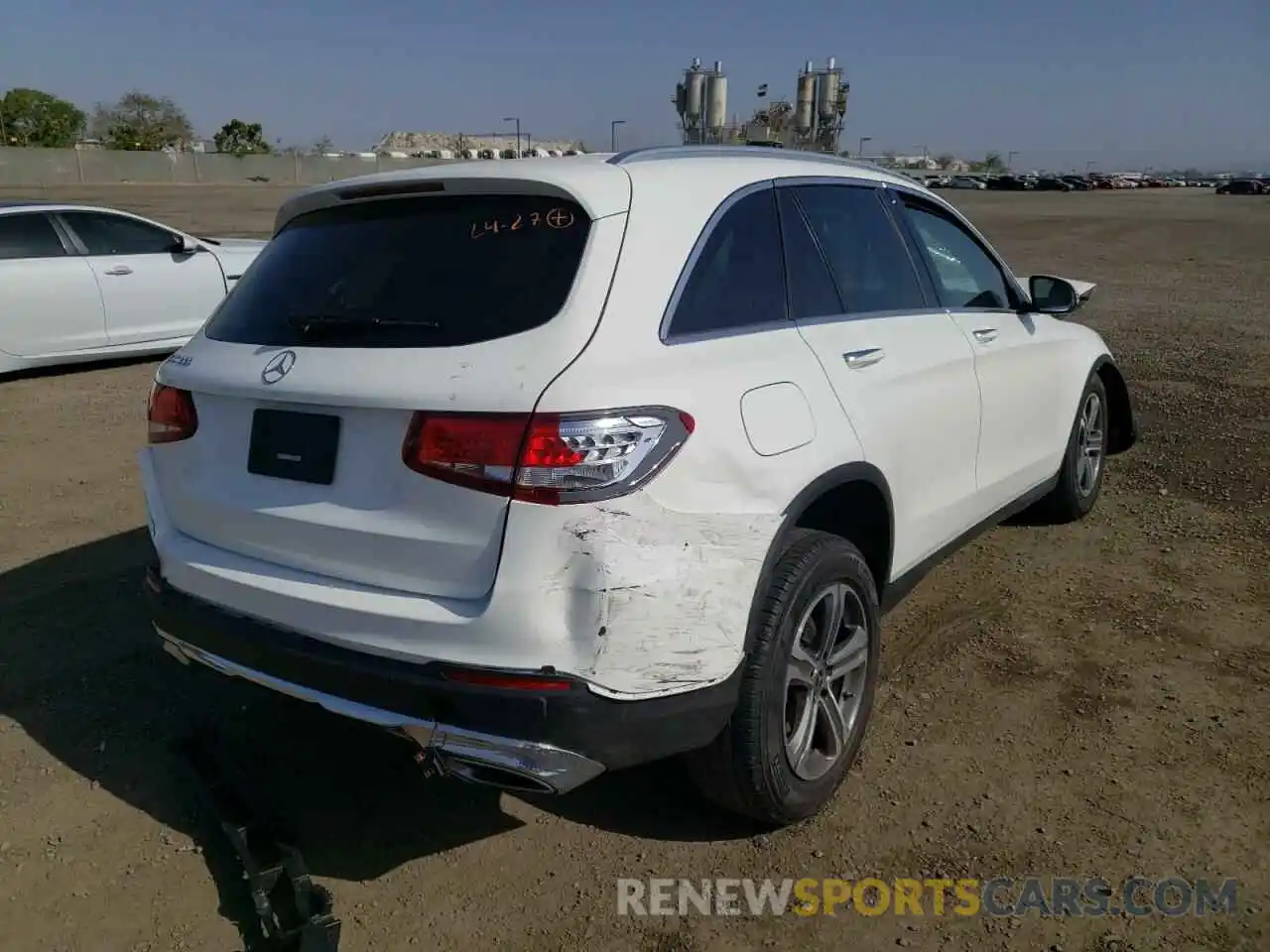 4 Photograph of a damaged car WDC0G4JB4KV139664 MERCEDES-BENZ GLC-CLASS 2019