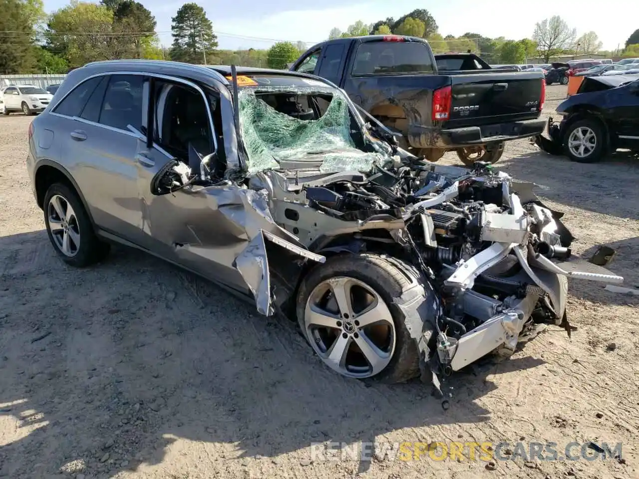 1 Photograph of a damaged car WDC0G4JB4KV170266 MERCEDES-BENZ GLC-CLASS 2019