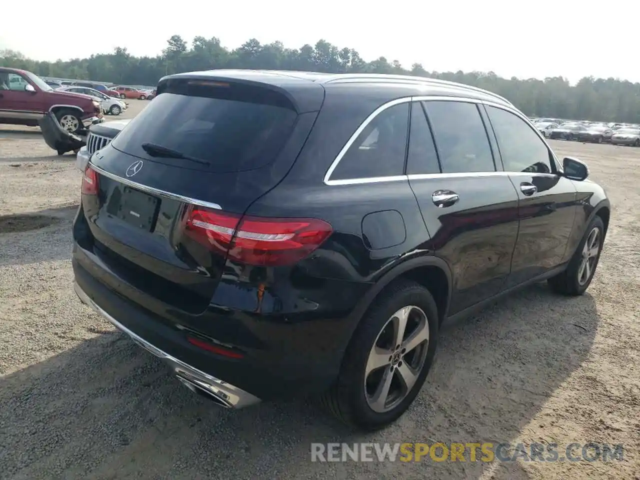 4 Photograph of a damaged car WDC0G4JB4KV193353 MERCEDES-BENZ GLC-CLASS 2019