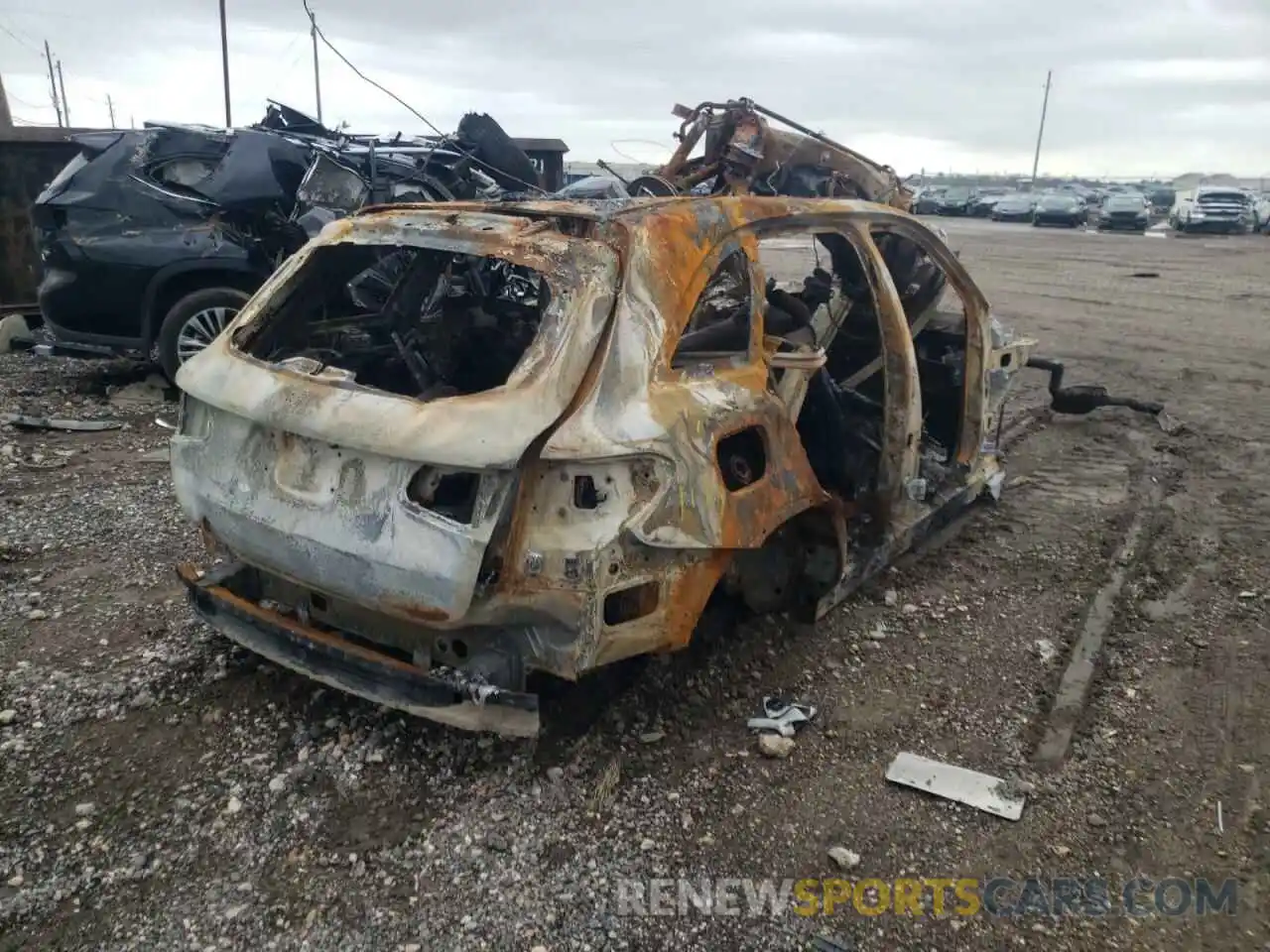 4 Photograph of a damaged car WDC0G4JB5K1001137 MERCEDES-BENZ GLC-CLASS 2019