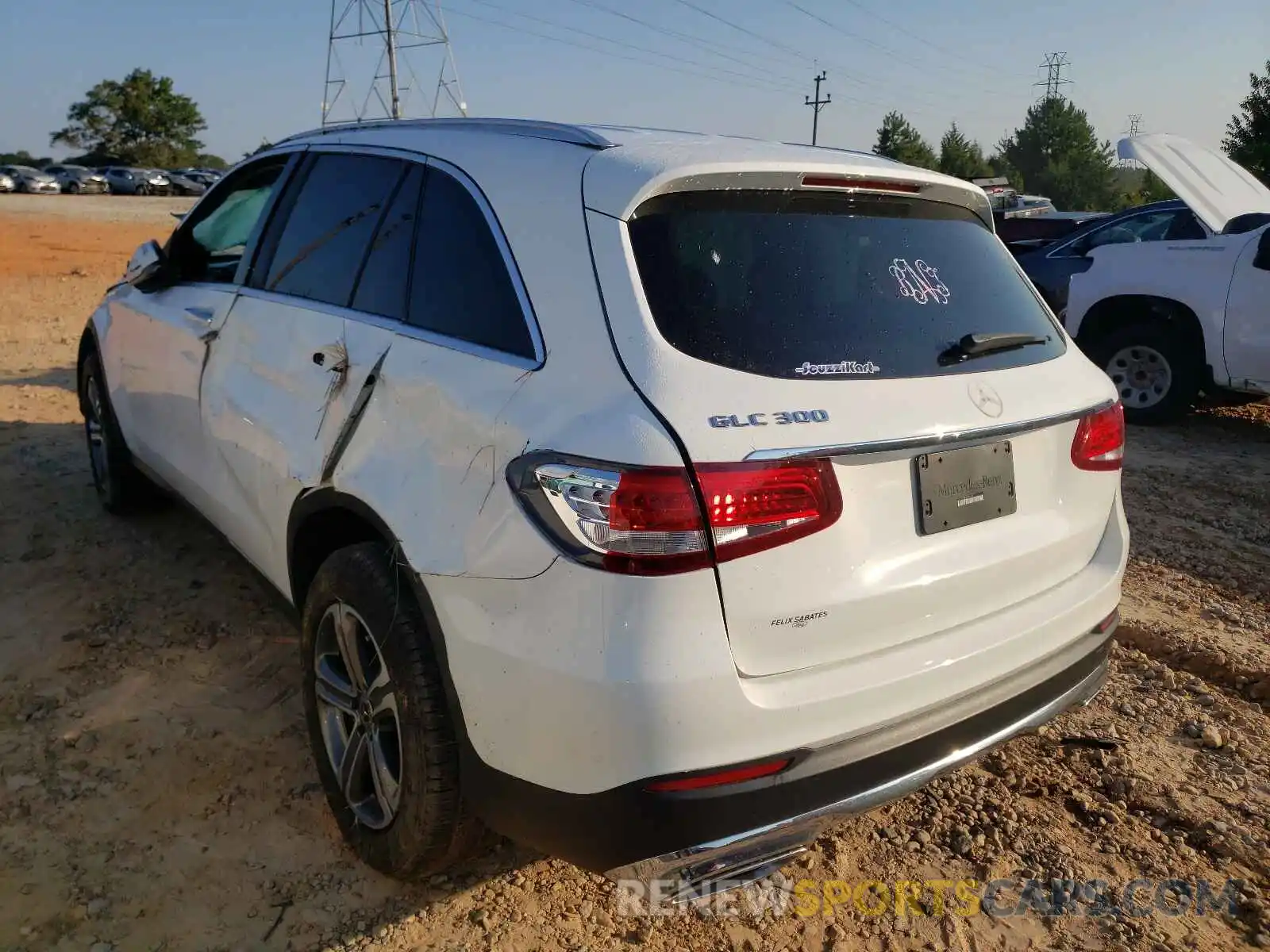 3 Фотография поврежденного автомобиля WDC0G4JB5KF588751 MERCEDES-BENZ GLC-CLASS 2019