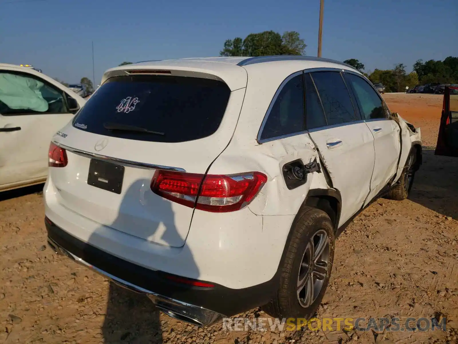 4 Photograph of a damaged car WDC0G4JB5KF588751 MERCEDES-BENZ GLC-CLASS 2019